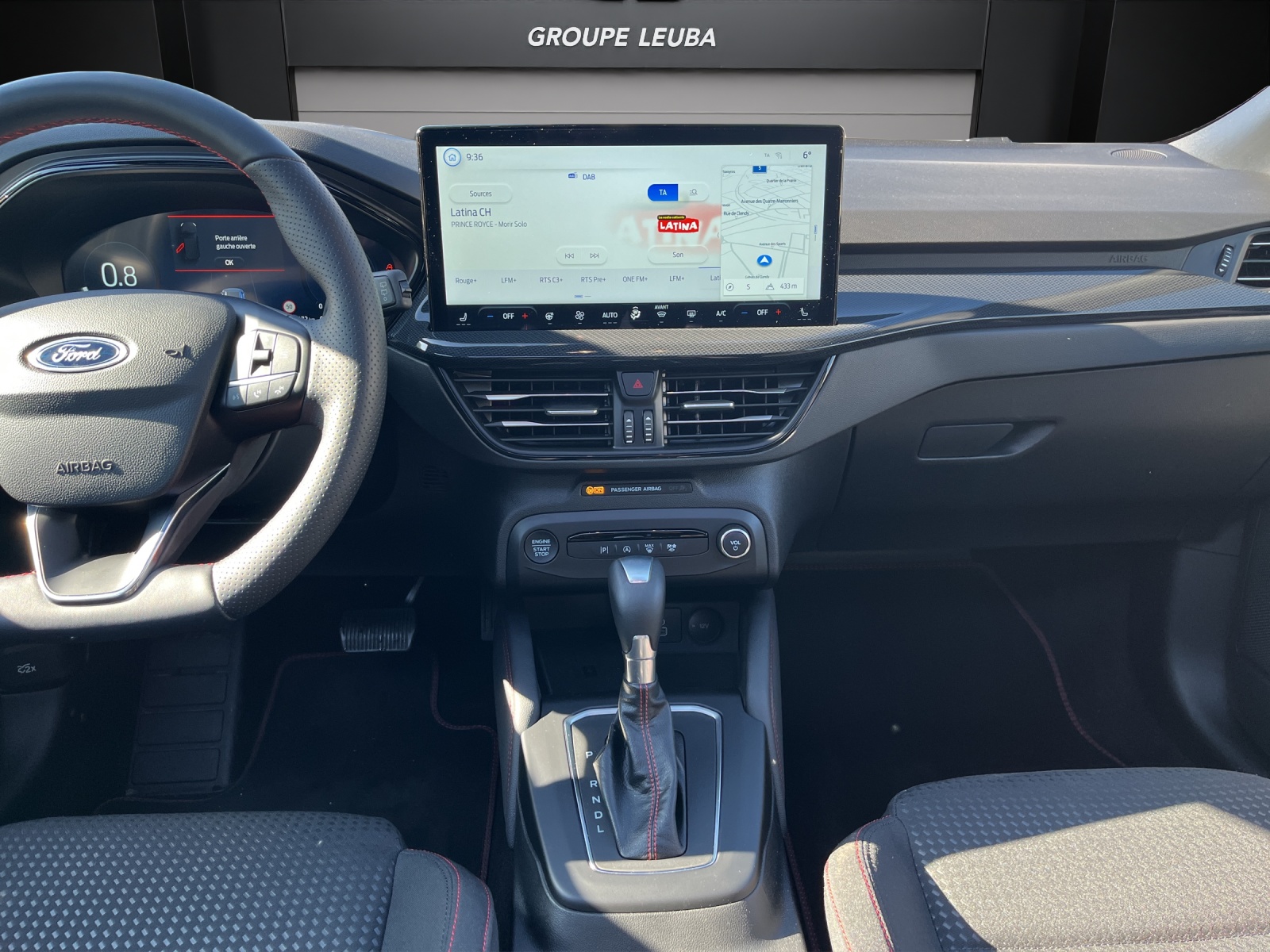 FORD Focus 1.0 MHEV ST-Line X Automat-image-12