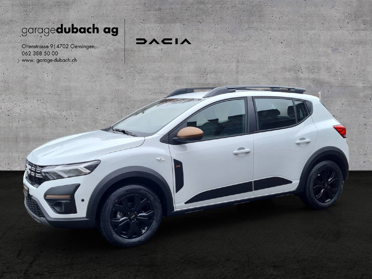 DACIA Sandero Stepway extreme+ TCe 90 auto-showroom-element-2