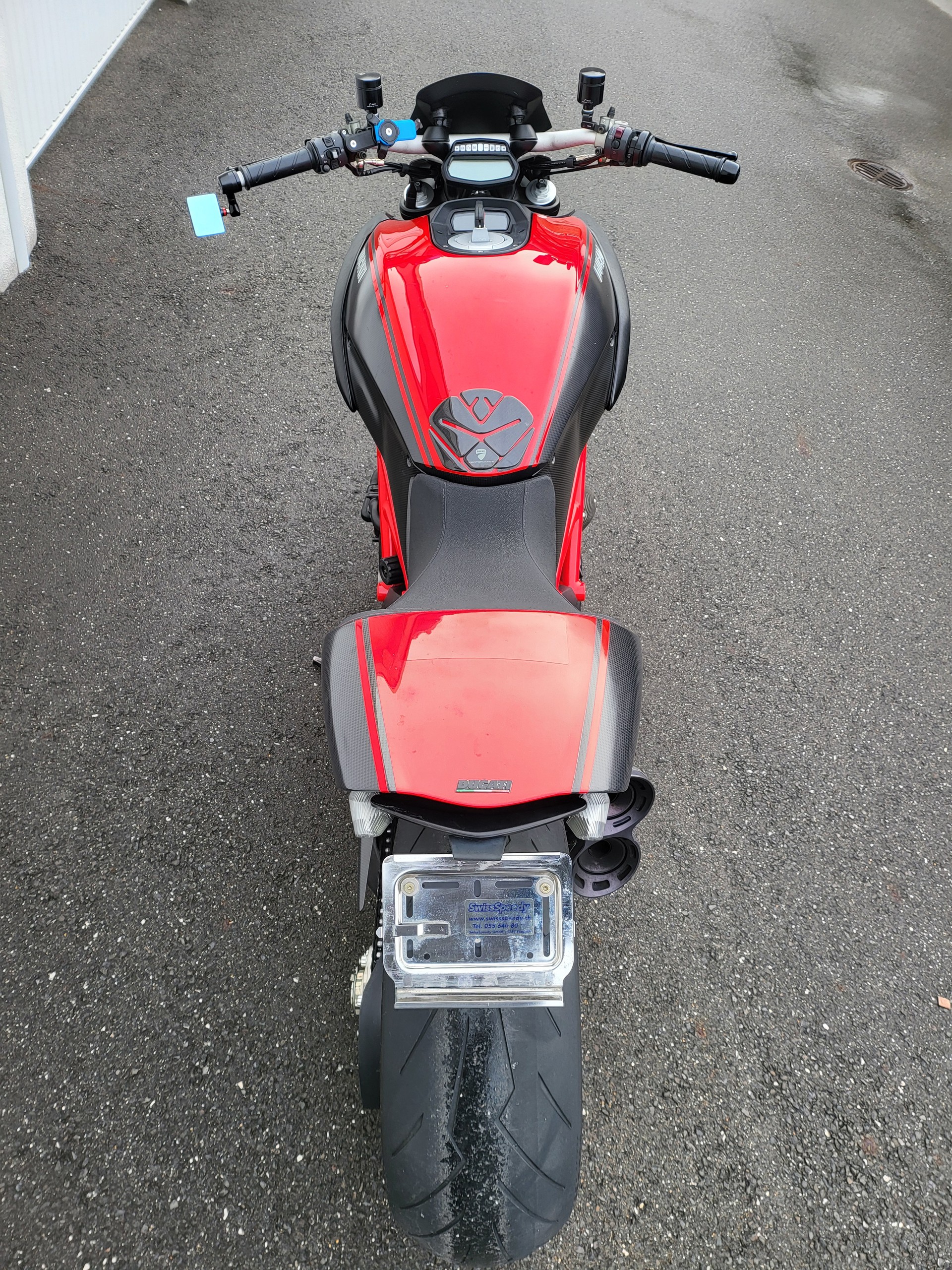 DUCATI Diavel 1200 Carbon-image-3