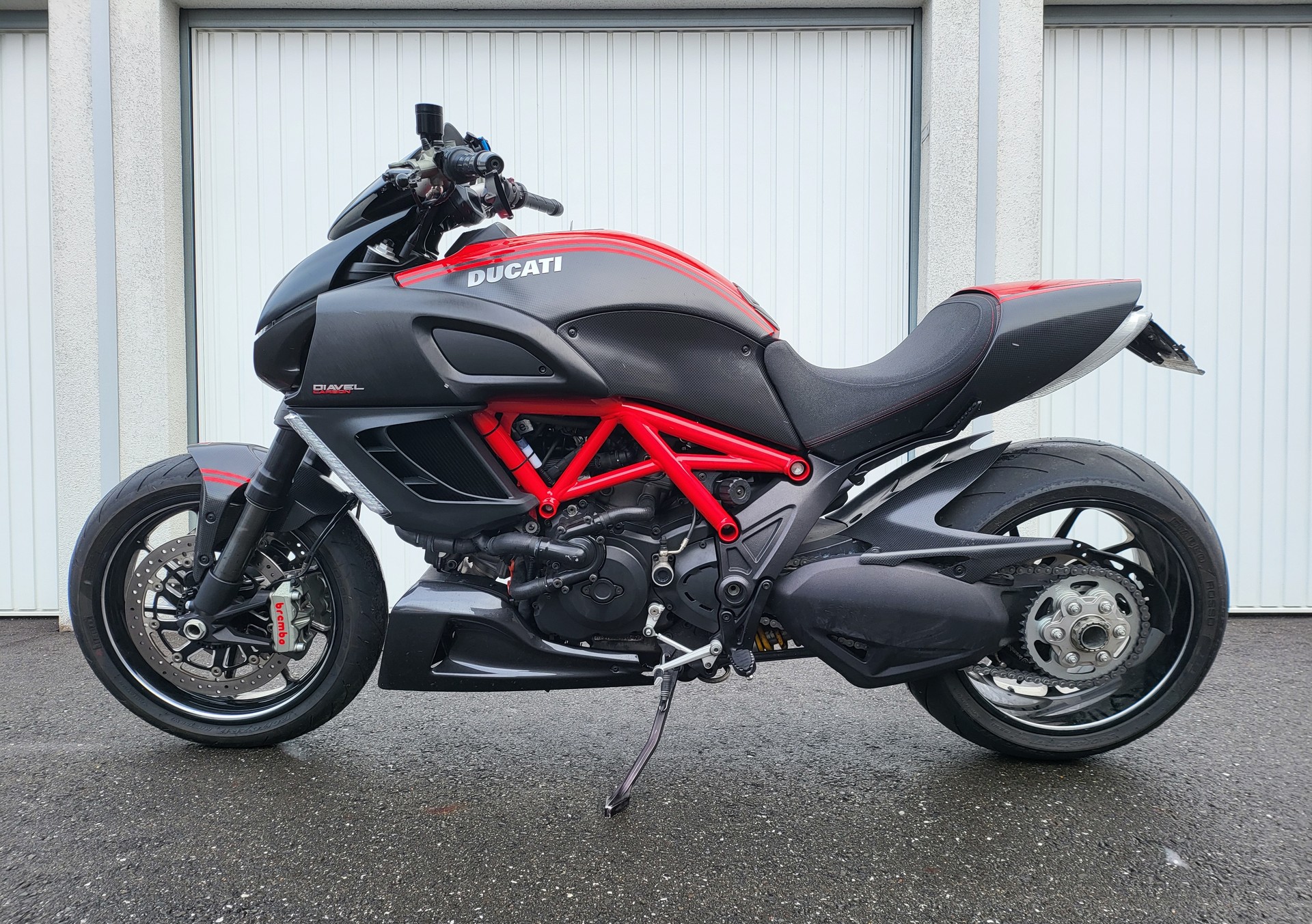 DUCATI Diavel 1200 Carbon-image-5