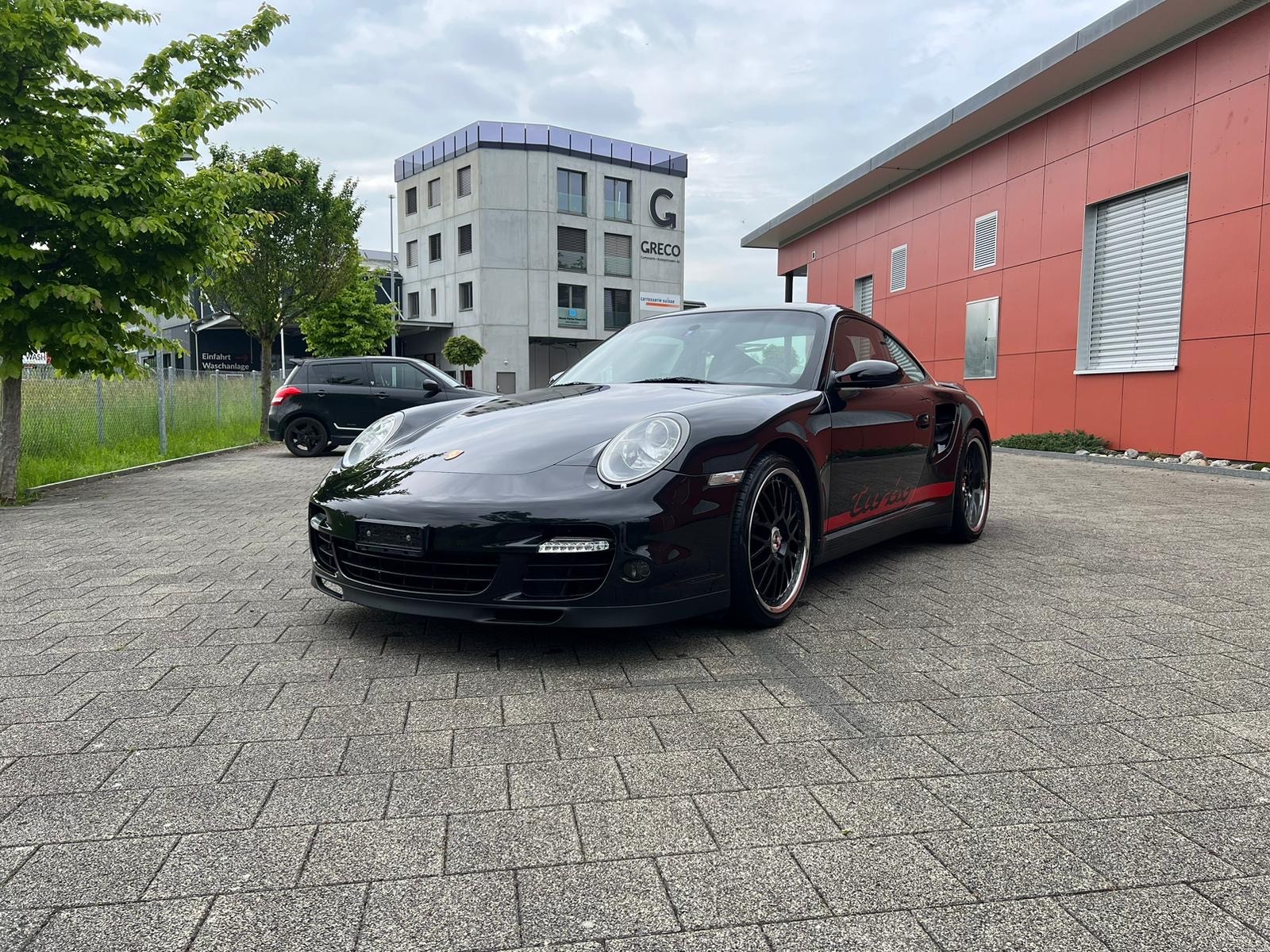PORSCHE 911 Turbo-showroom-element-1