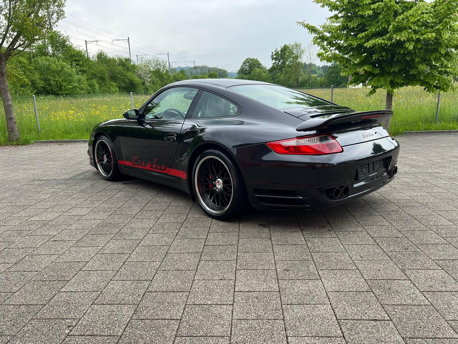 PORSCHE 911 Turbo-showroom-element-3