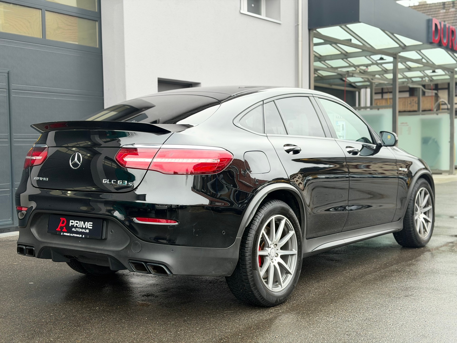 MERCEDES-BENZ GLC Coupé 63 S AMG 4Matic+ 9G-Tronic-showroom-element-3