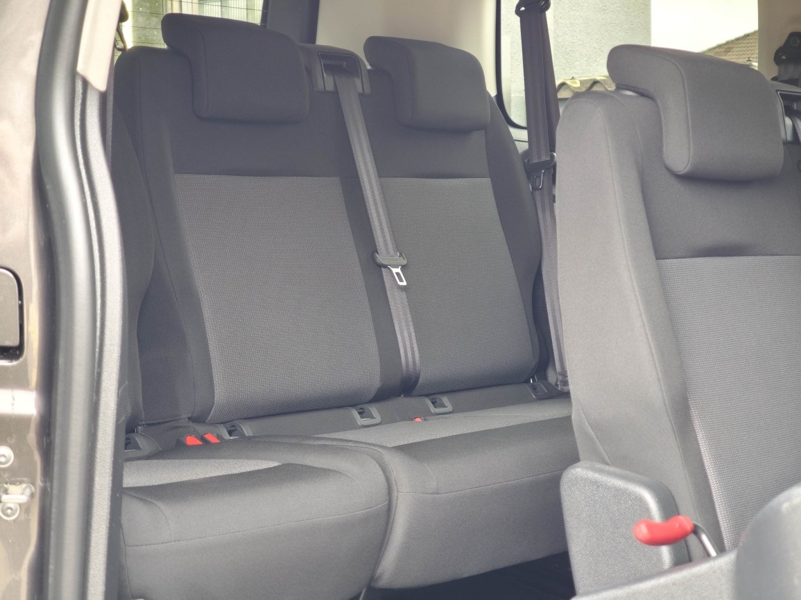 FIAT Scudo Kombi L2 2.0 Multijet 180 Swiss Plus 8-image-7