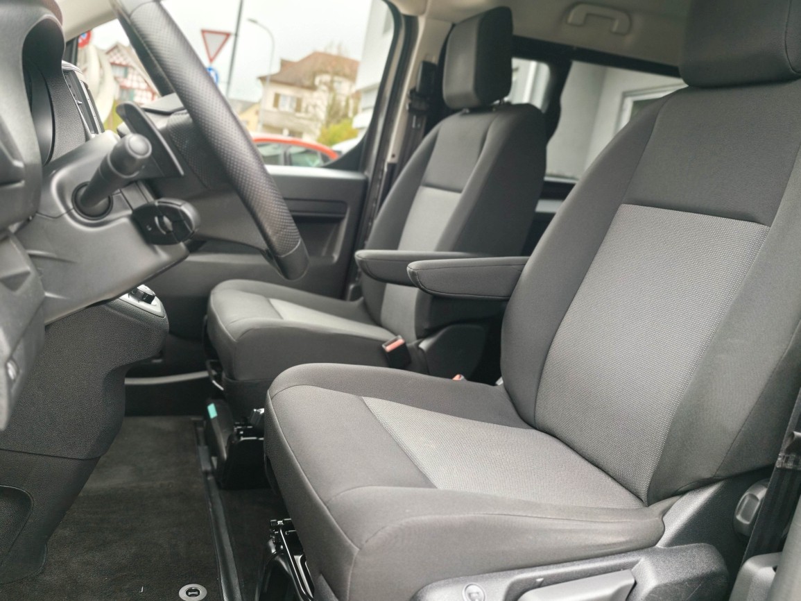 FIAT Scudo Kombi L2 2.0 Multijet 180 Swiss Plus 8-image-5