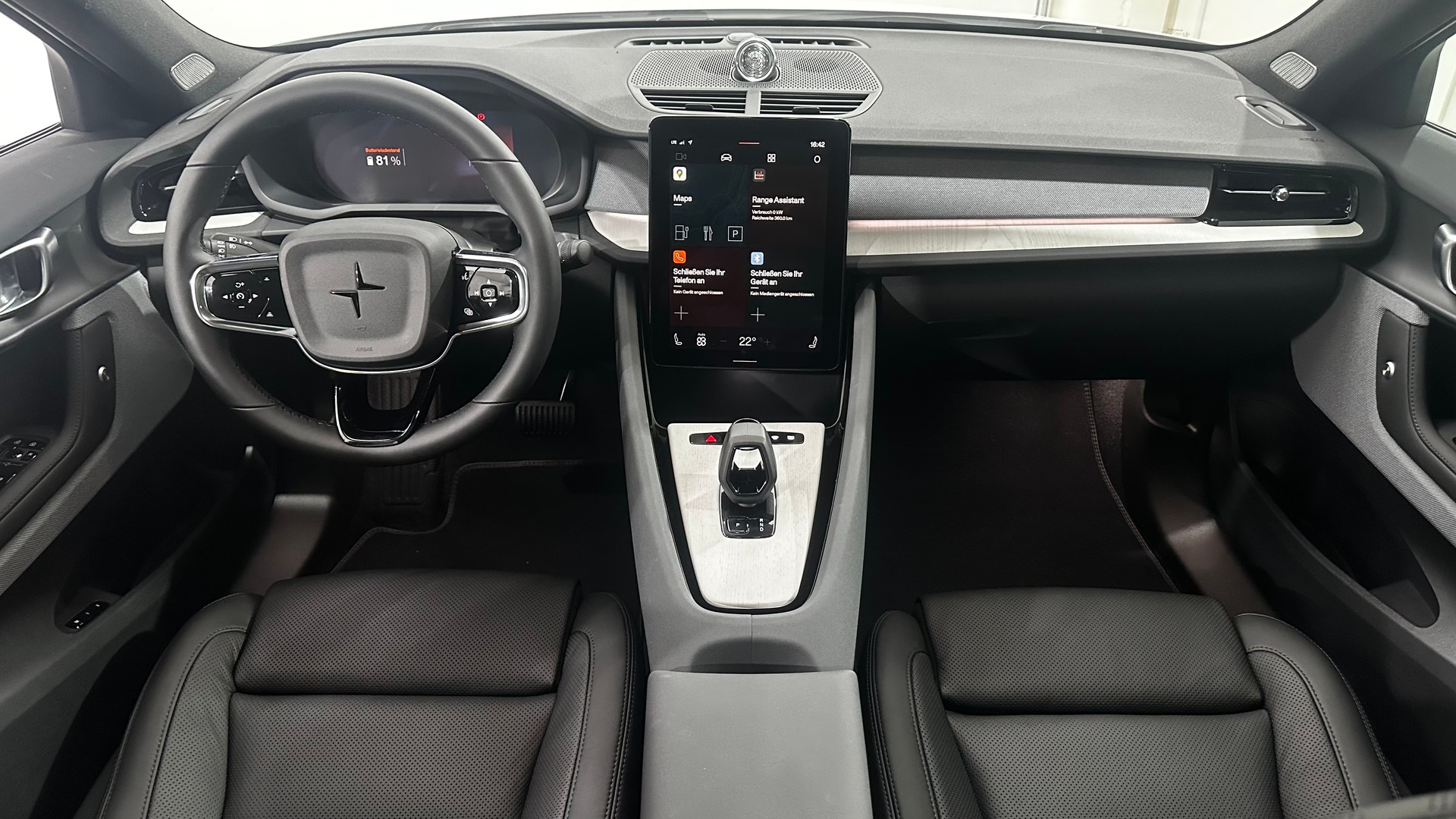 POLESTAR 2 Long Range Dual Motor Perfor-image-4