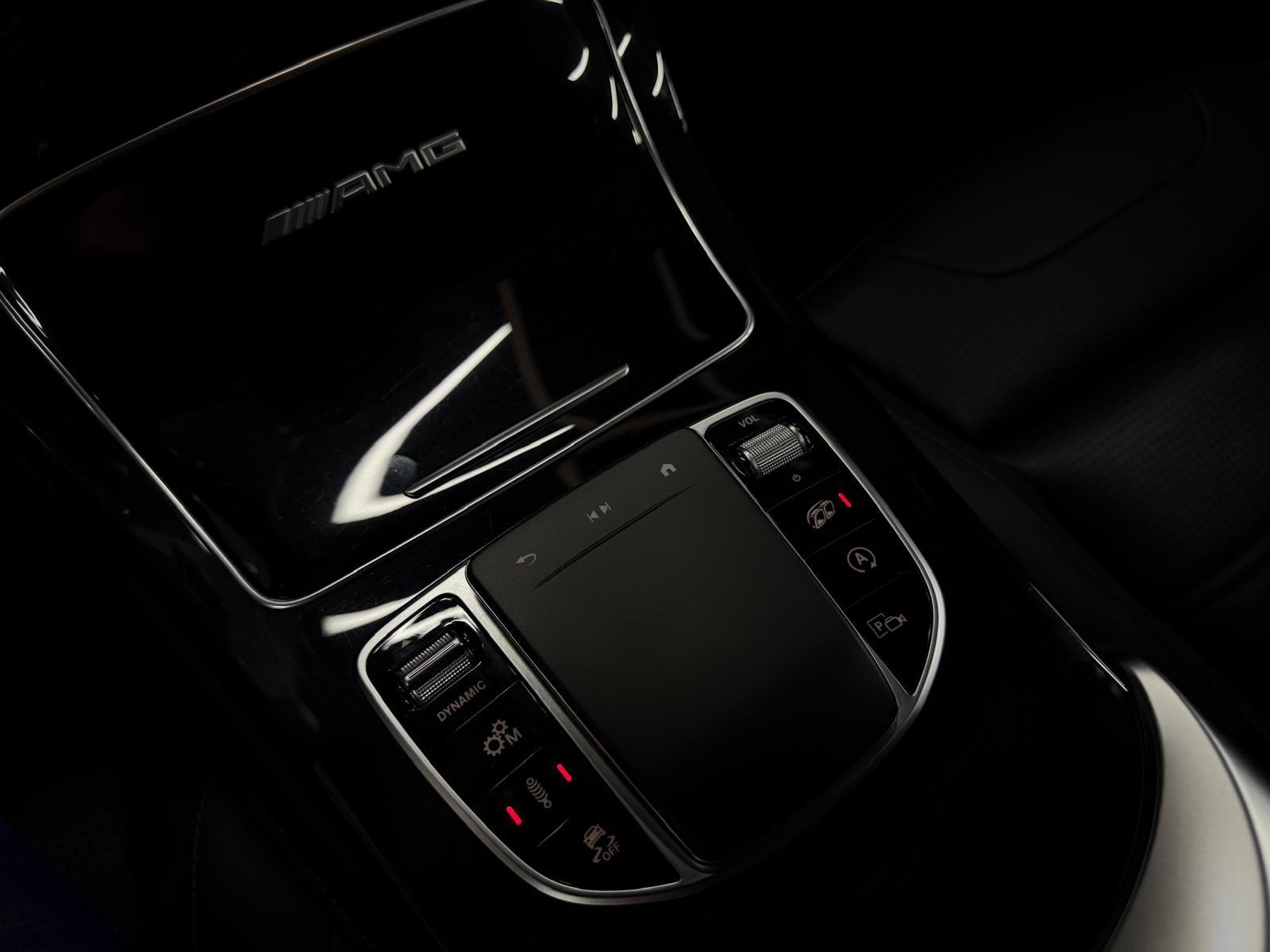 MERCEDES-BENZ GLC 63 AMG Limited All Black 650PS Performance 4Matic 9G-Tronic-image-27