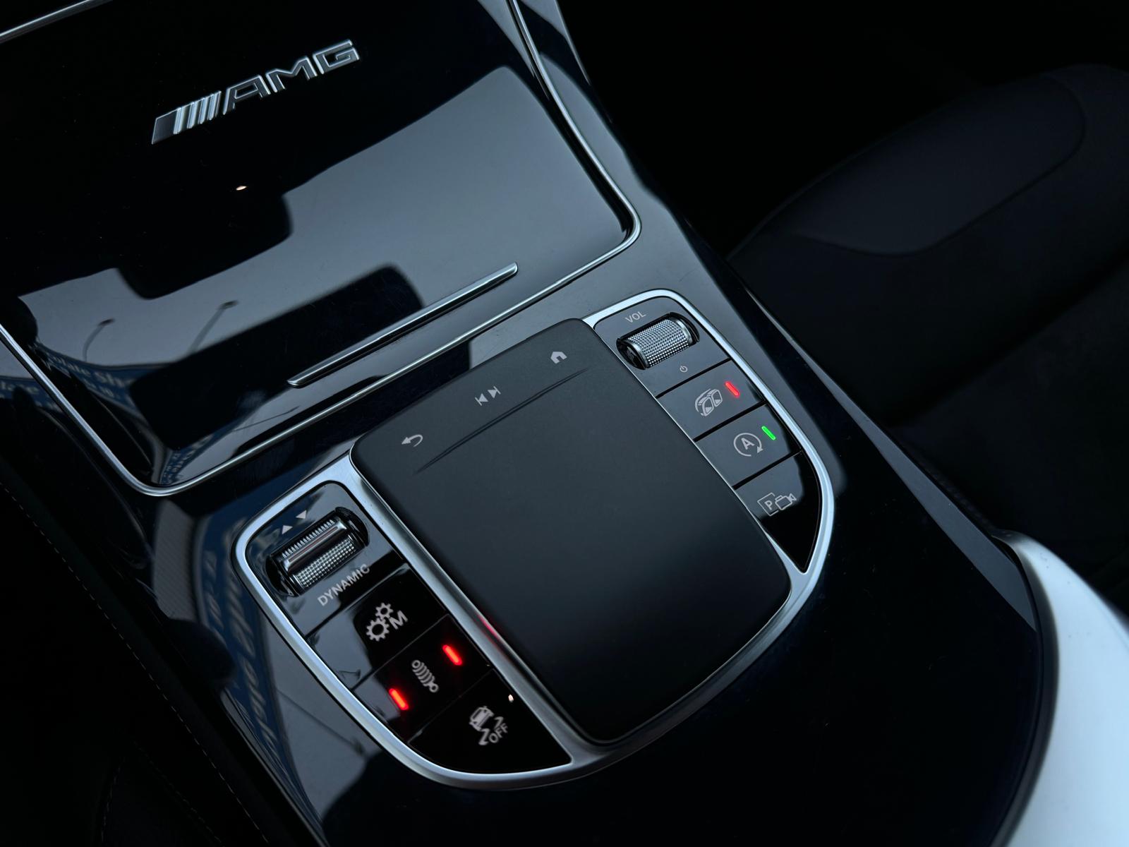MERCEDES-BENZ GLC 63 AMG Limited All Black 650PS Performance 4Matic 9G-Tronic-image-14