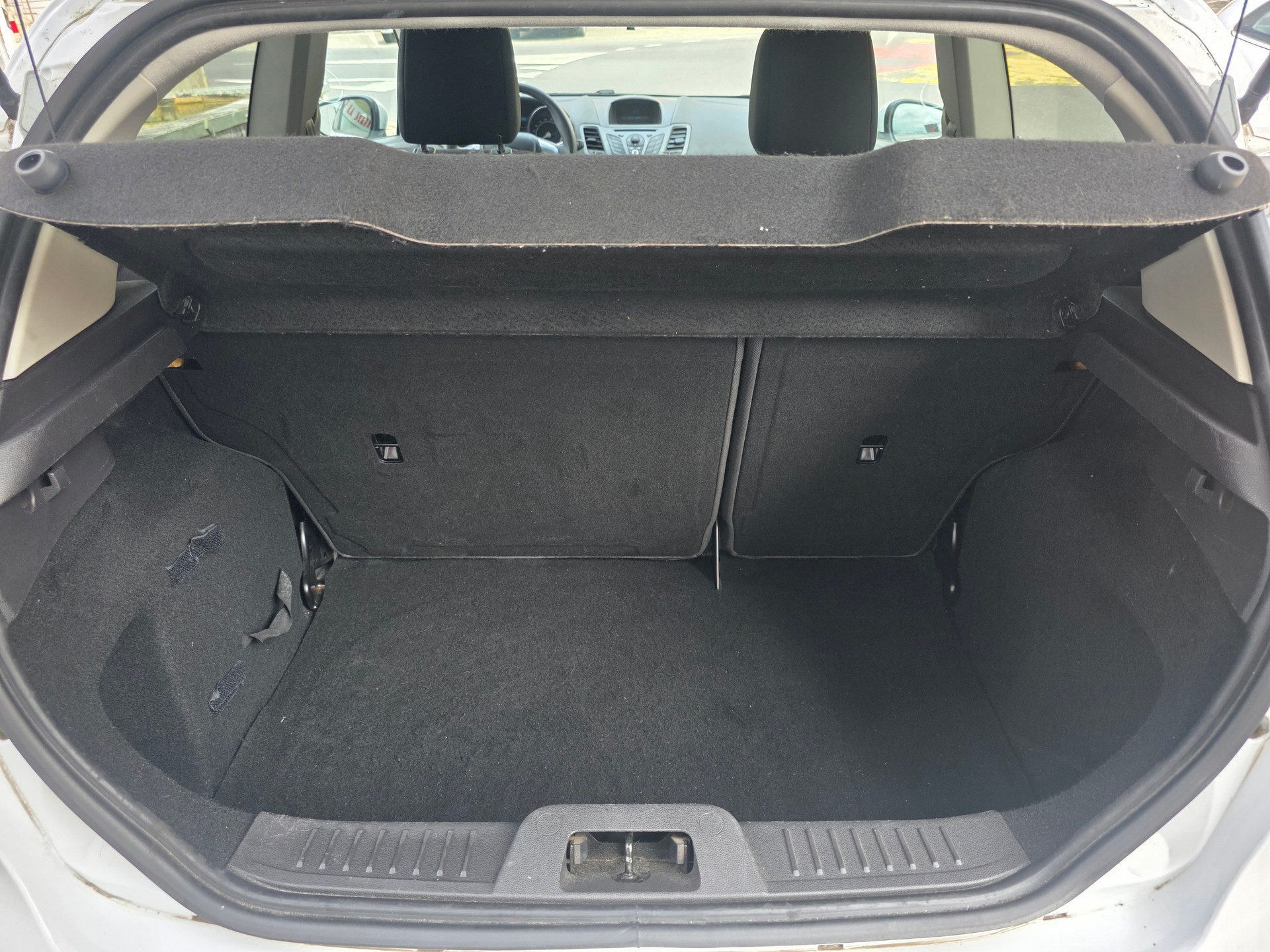 FORD Fiesta 1.25 16V Ambiente-image-11