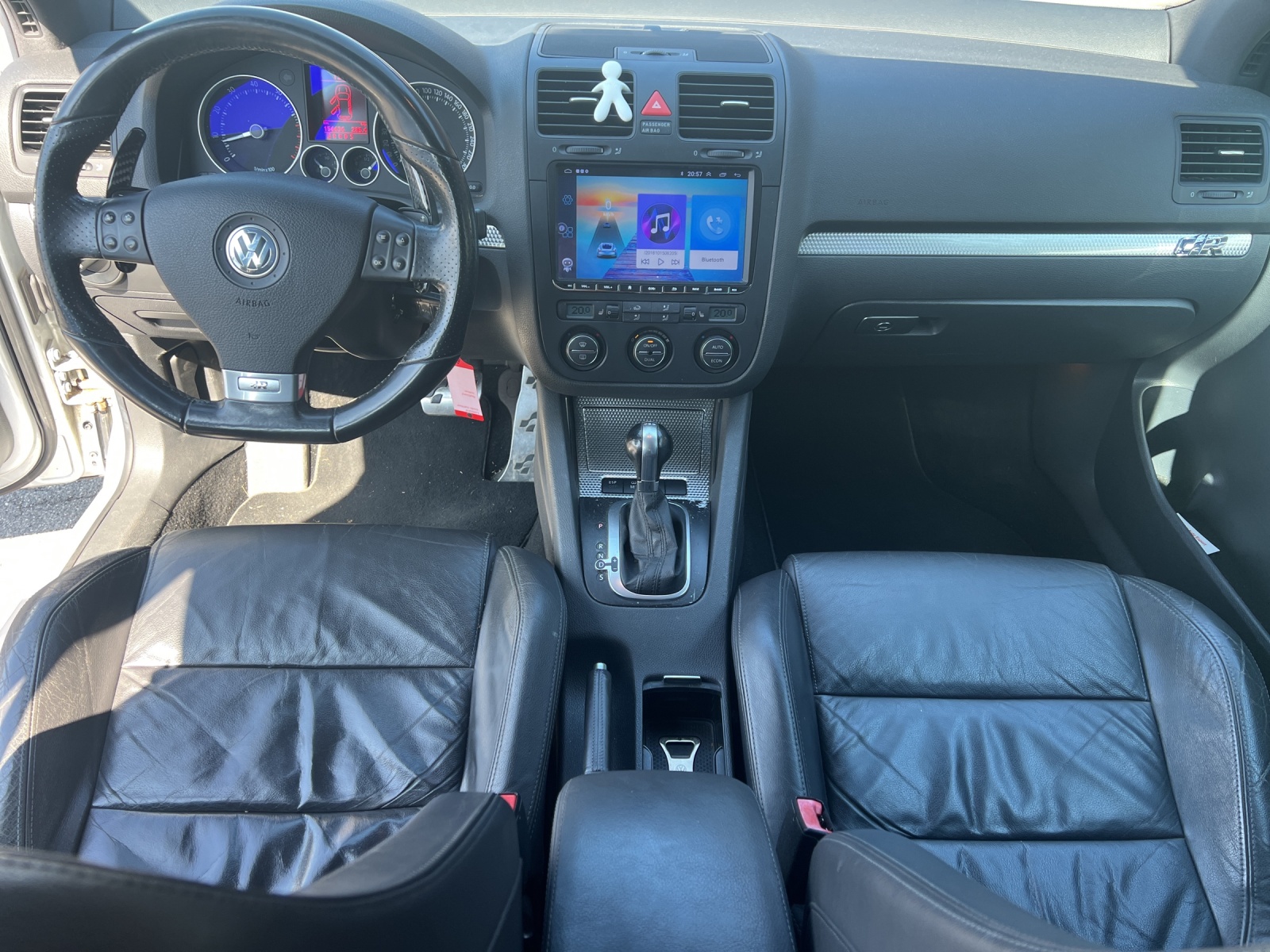 VW Golf R32 4Motion-image-7