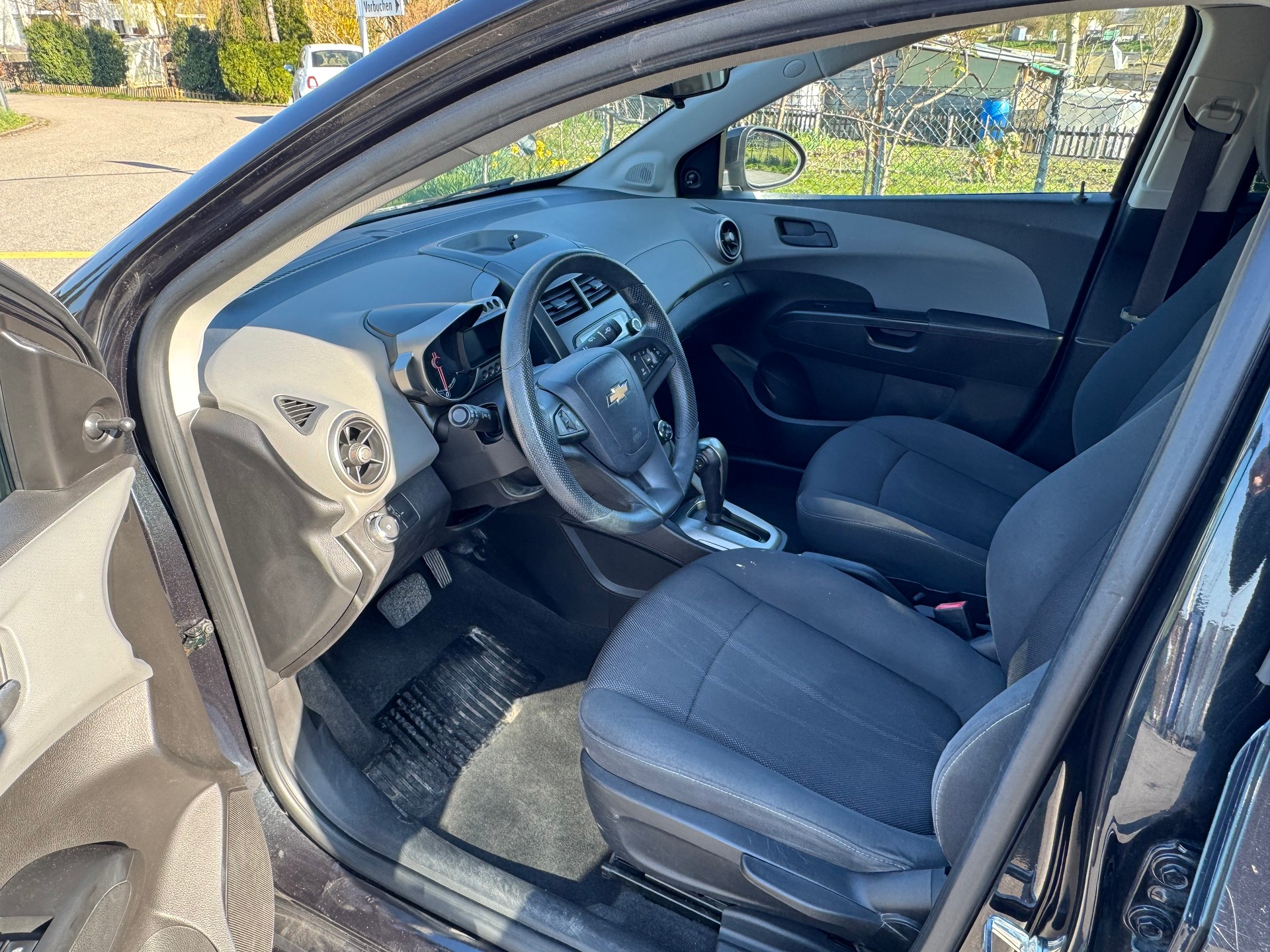 CHEVROLET Aveo 1.4 LT-image-12