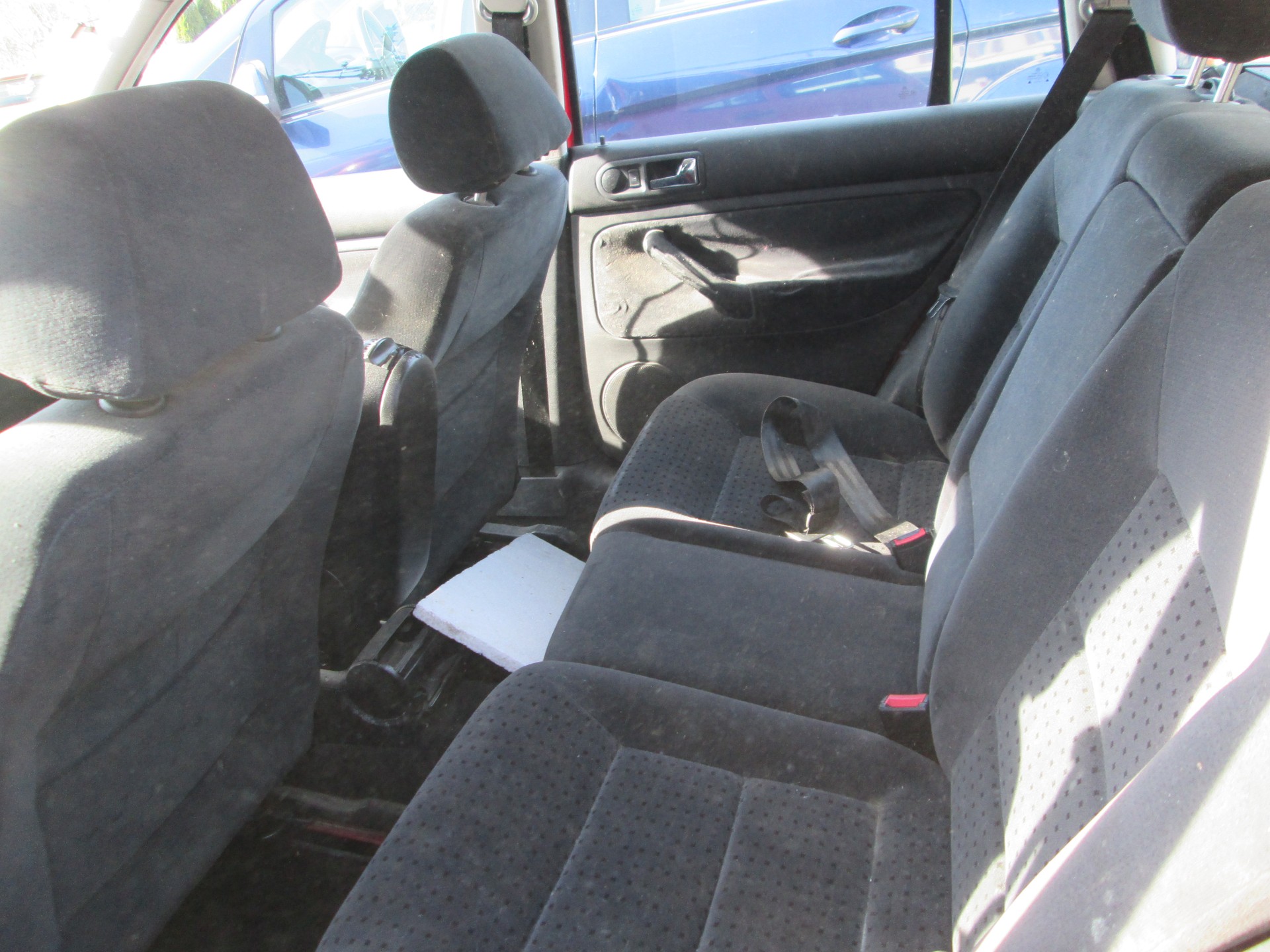 VW Golf Variant 1.6-image-8
