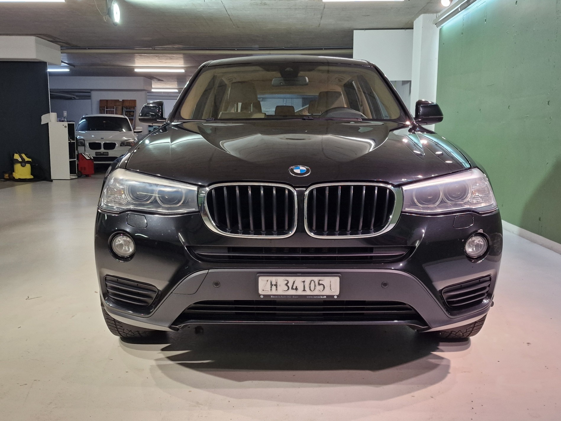 BMW X3 xDrive 20i-image-2