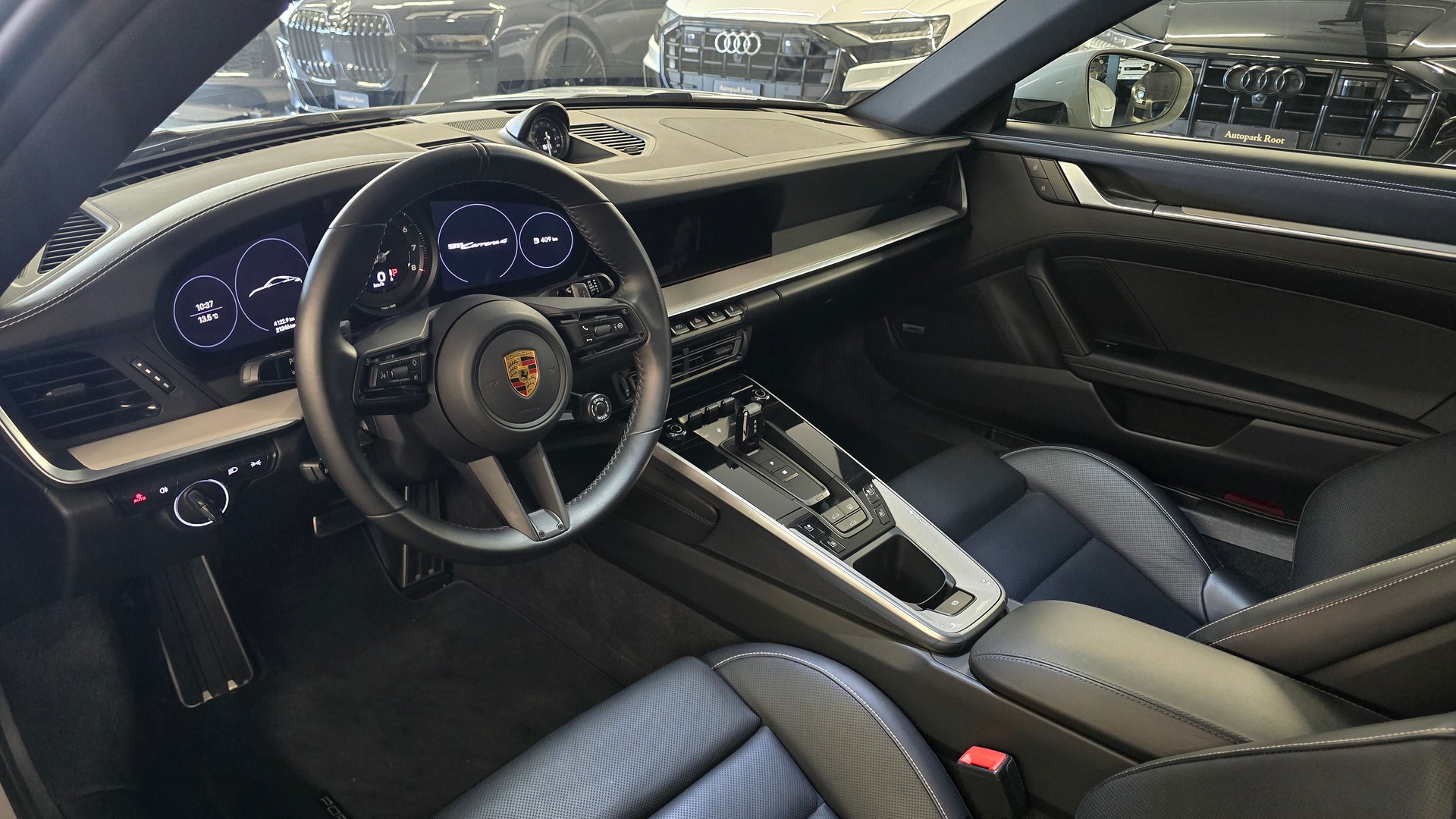 PORSCHE 911 Carrera 4 PDK AERO Paket-image-16