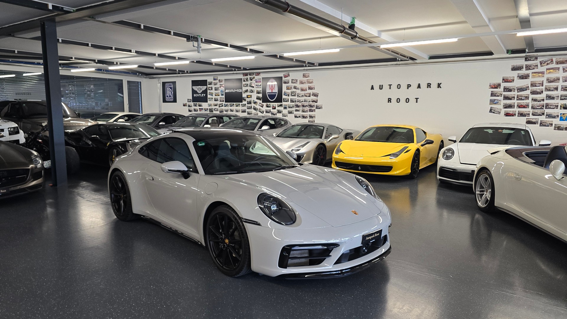 PORSCHE 911 Carrera 4 PDK AERO Paket