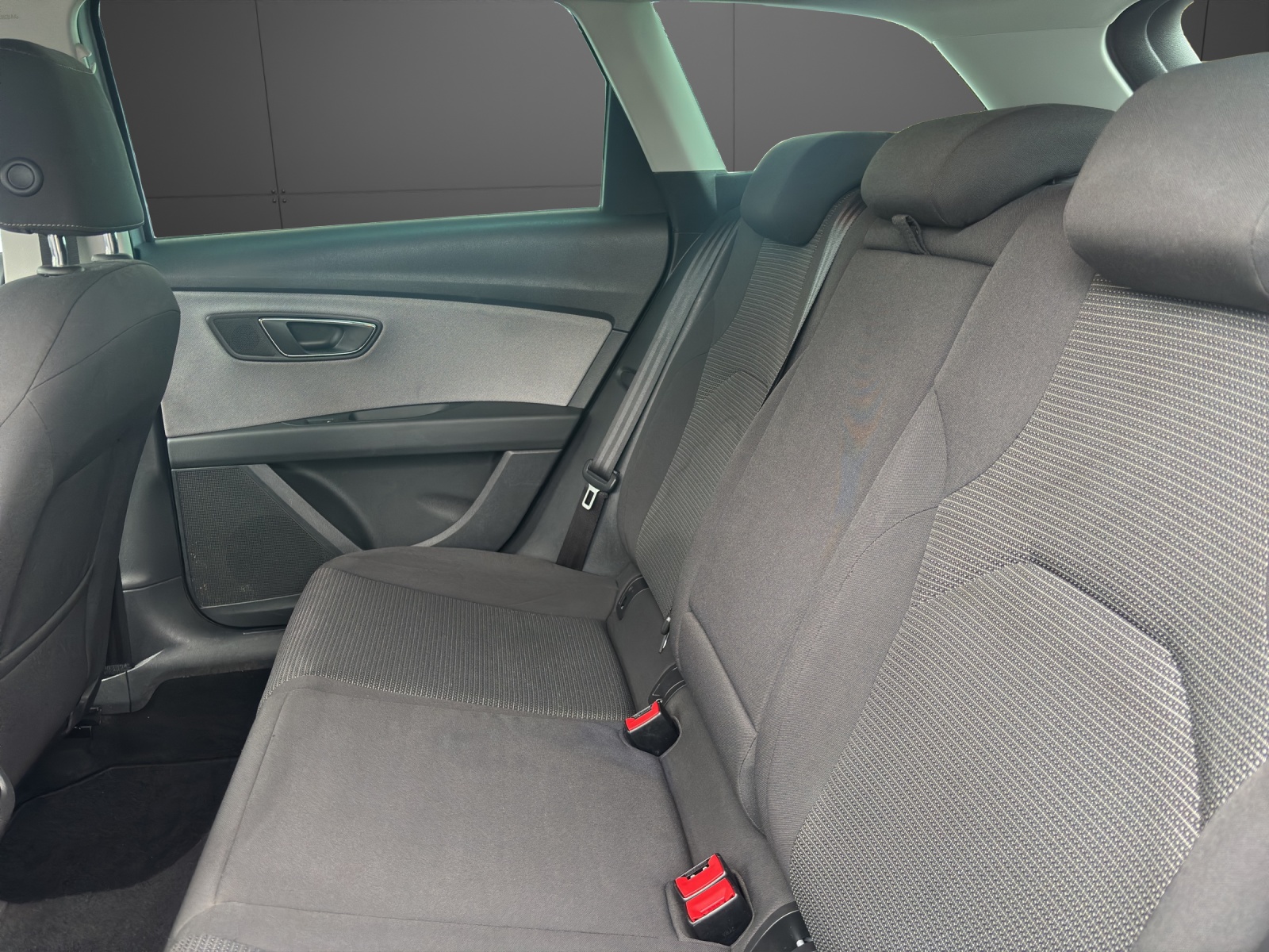 SEAT Leon ST 1.6 TDI CR Style-image-11