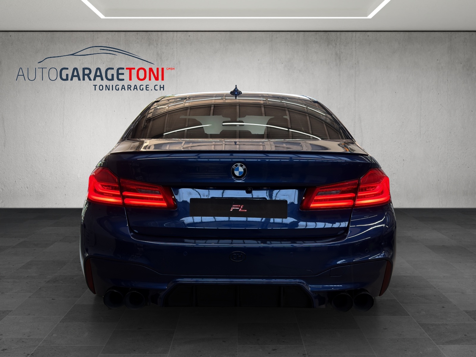 BMW M550i xDrive Steptronic-image-7