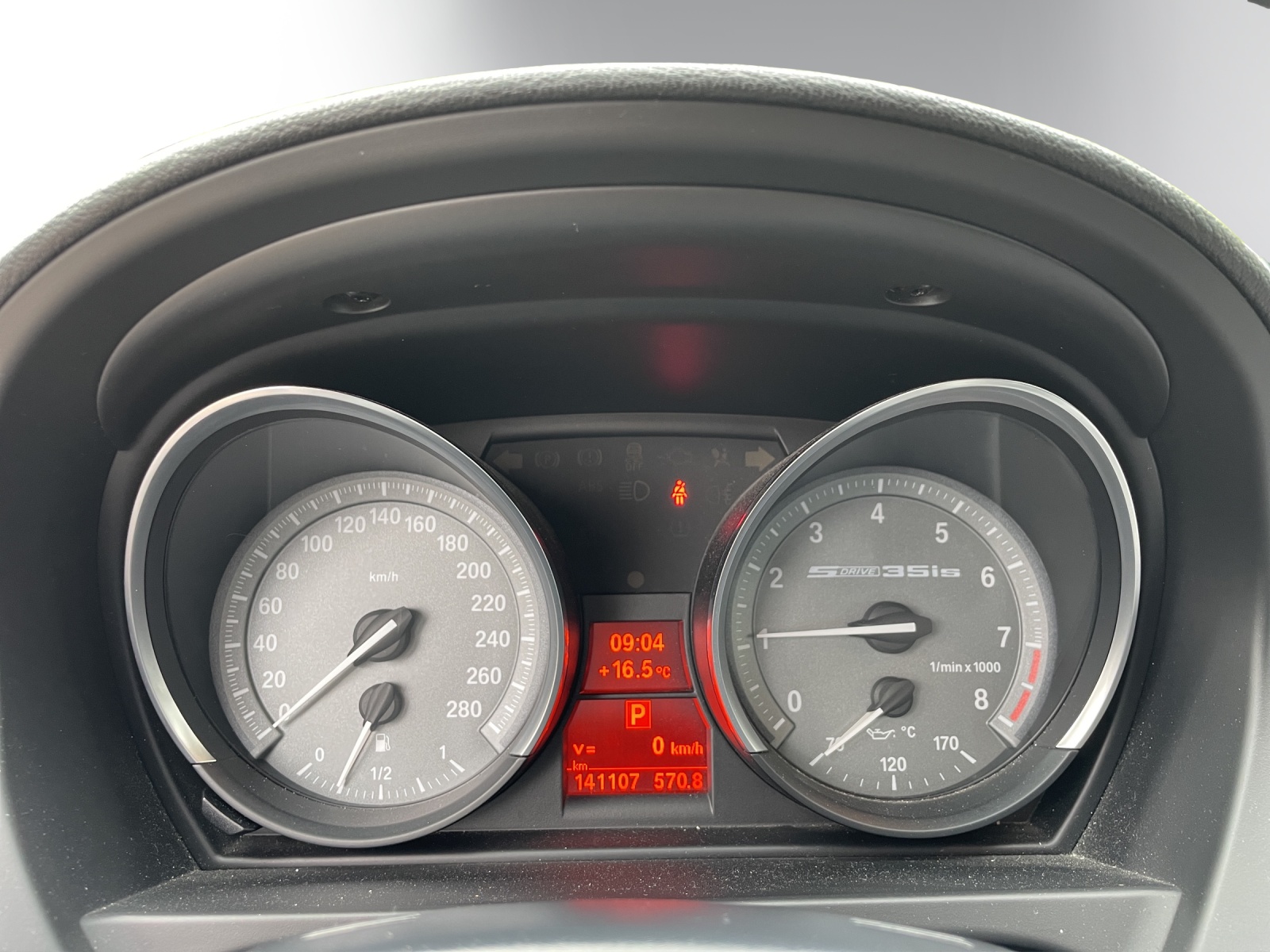 BMW Z4 sDrive35is DKG-image-13
