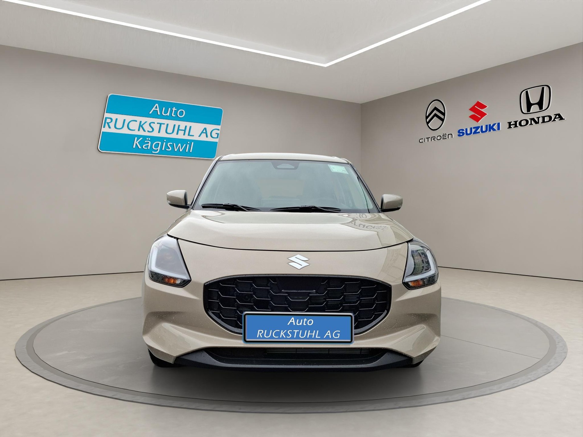 SUZUKI Swift 1.2 Sakura Top Hybrid 4x4-image-2