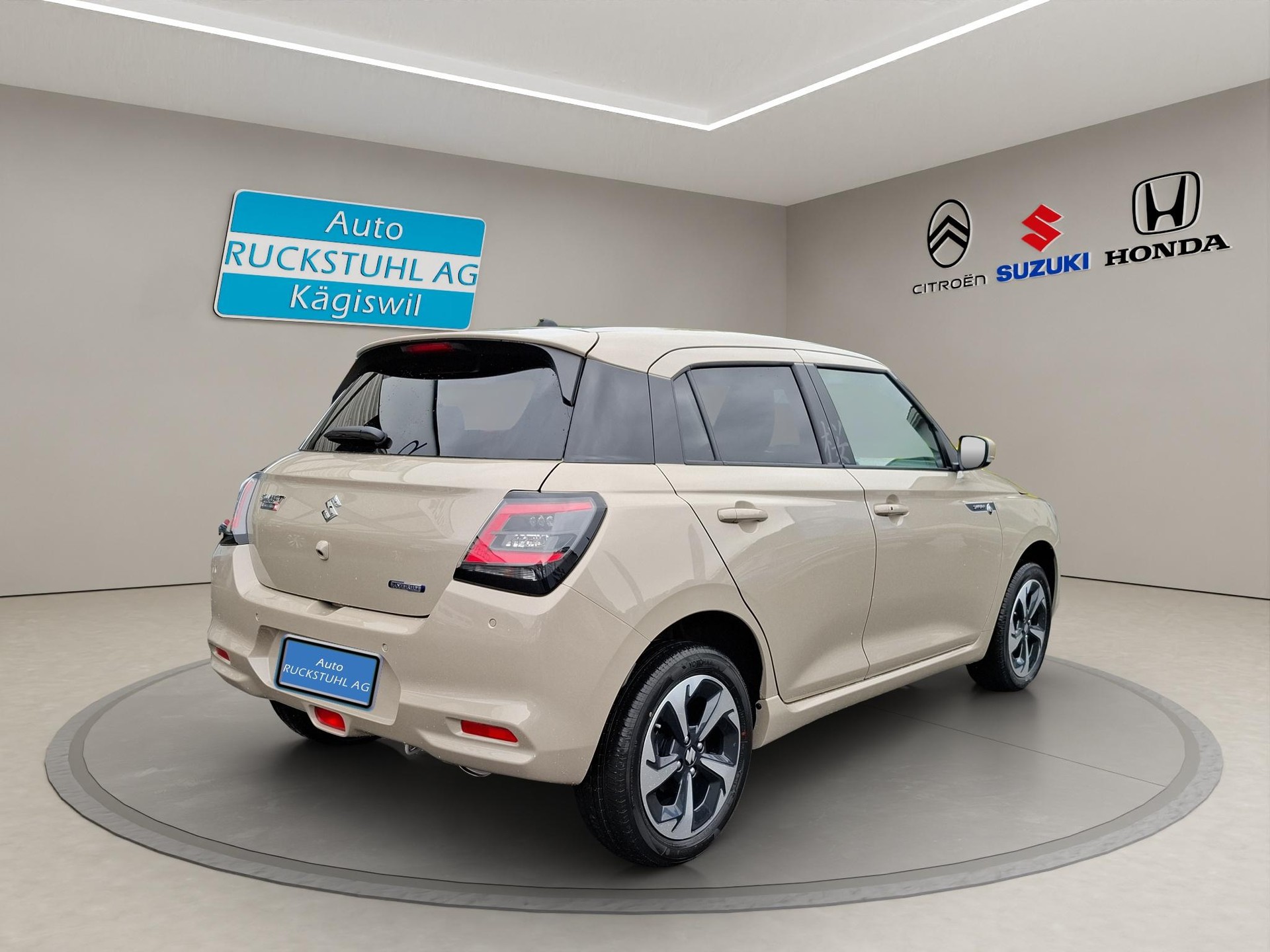 SUZUKI Swift 1.2 Sakura Top Hybrid 4x4-image-3