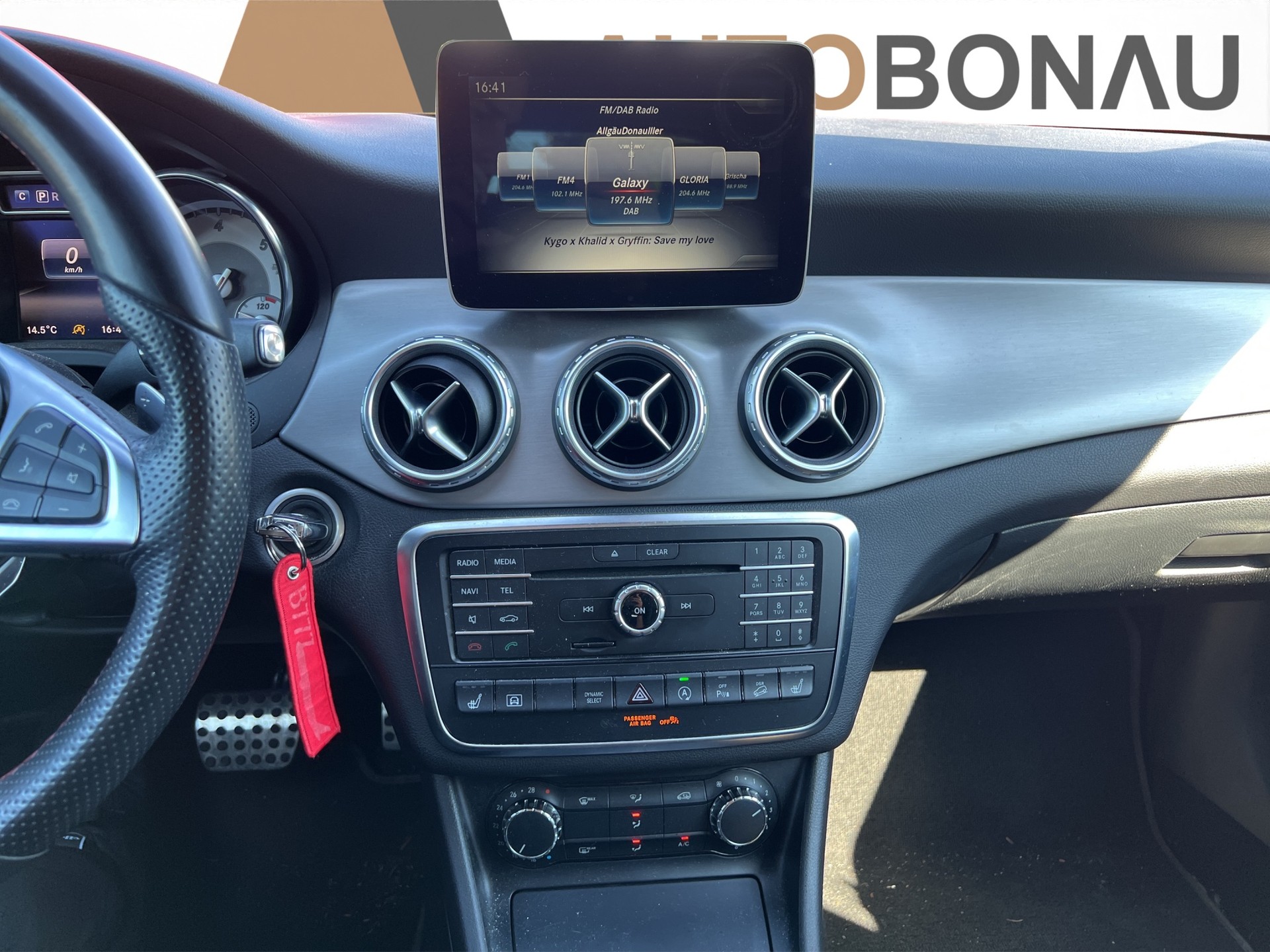 MERCEDES-BENZ GLA 220 d AMG Line 4Matic-image-18