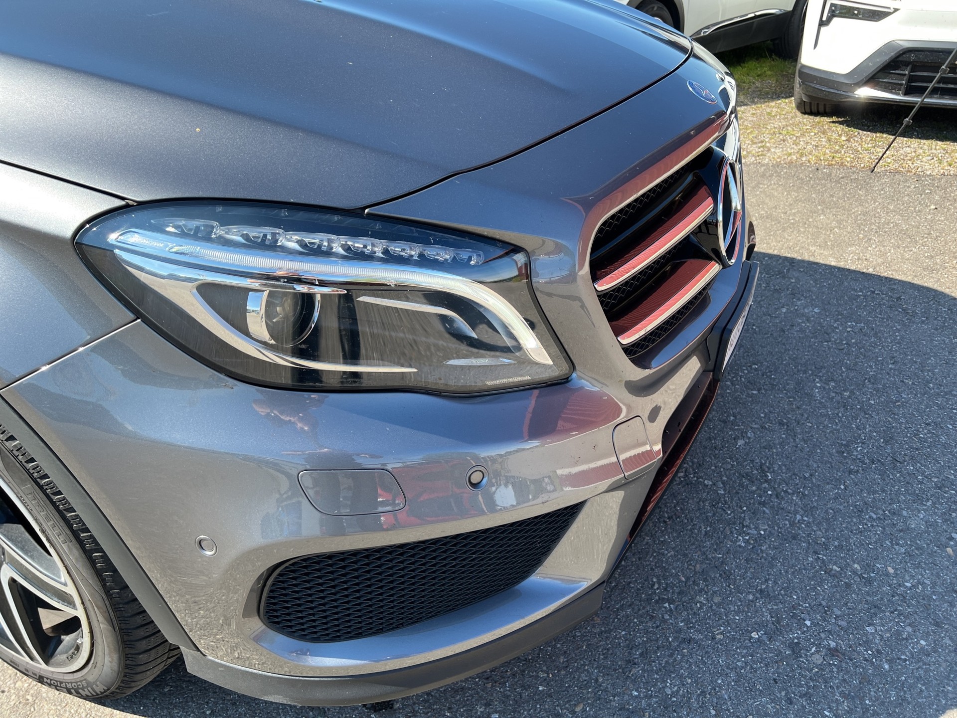 MERCEDES-BENZ GLA 220 d AMG Line 4Matic-image-33