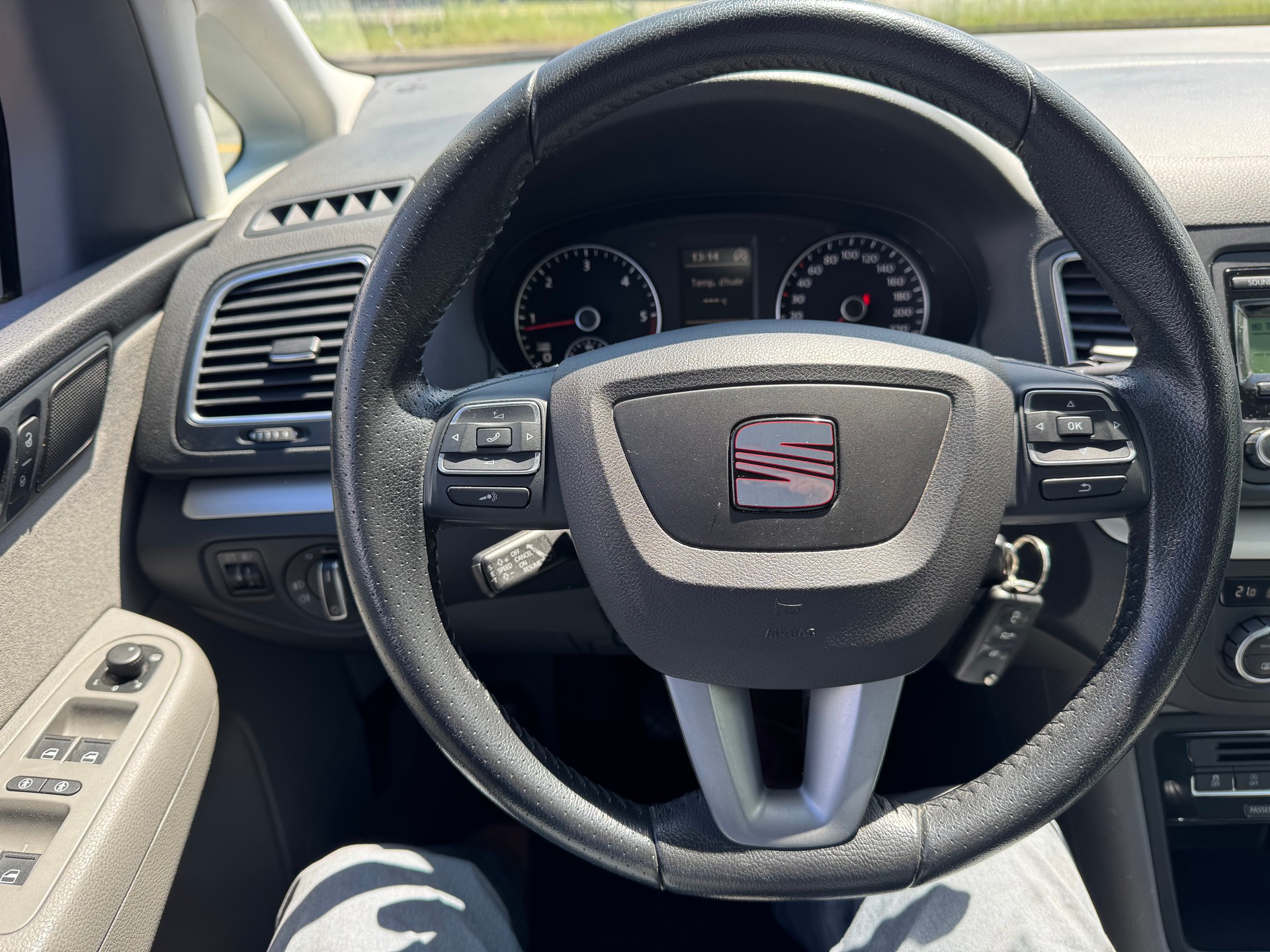 SEAT Alhambra 2.0 TDI E_Ecomotive Reference-image-11