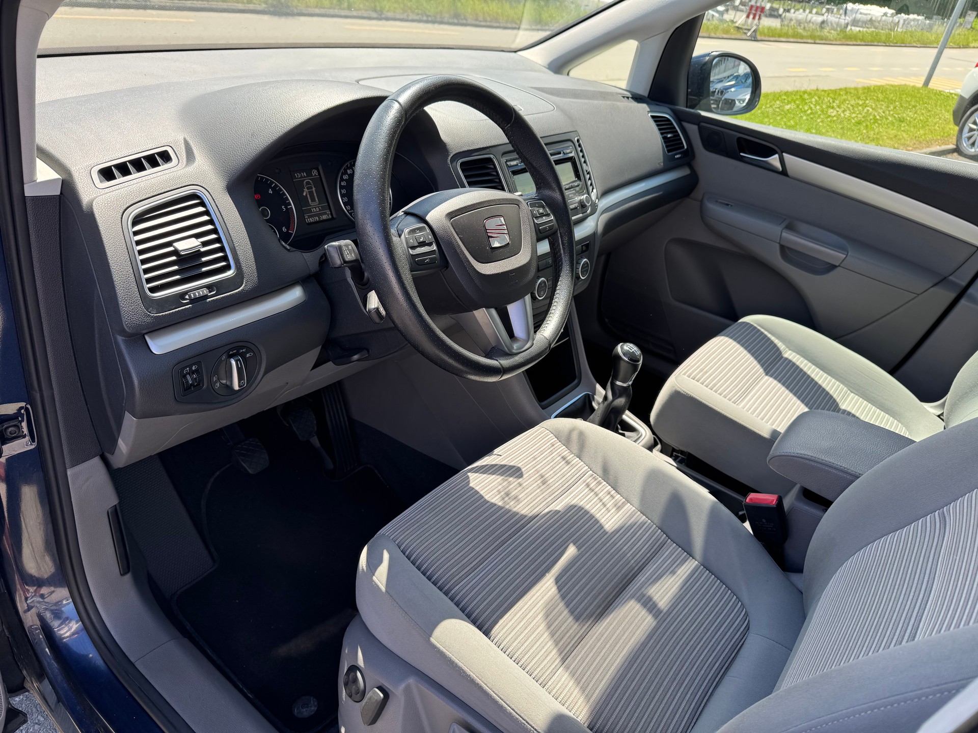 SEAT Alhambra 2.0 TDI E_Ecomotive Reference-image-9