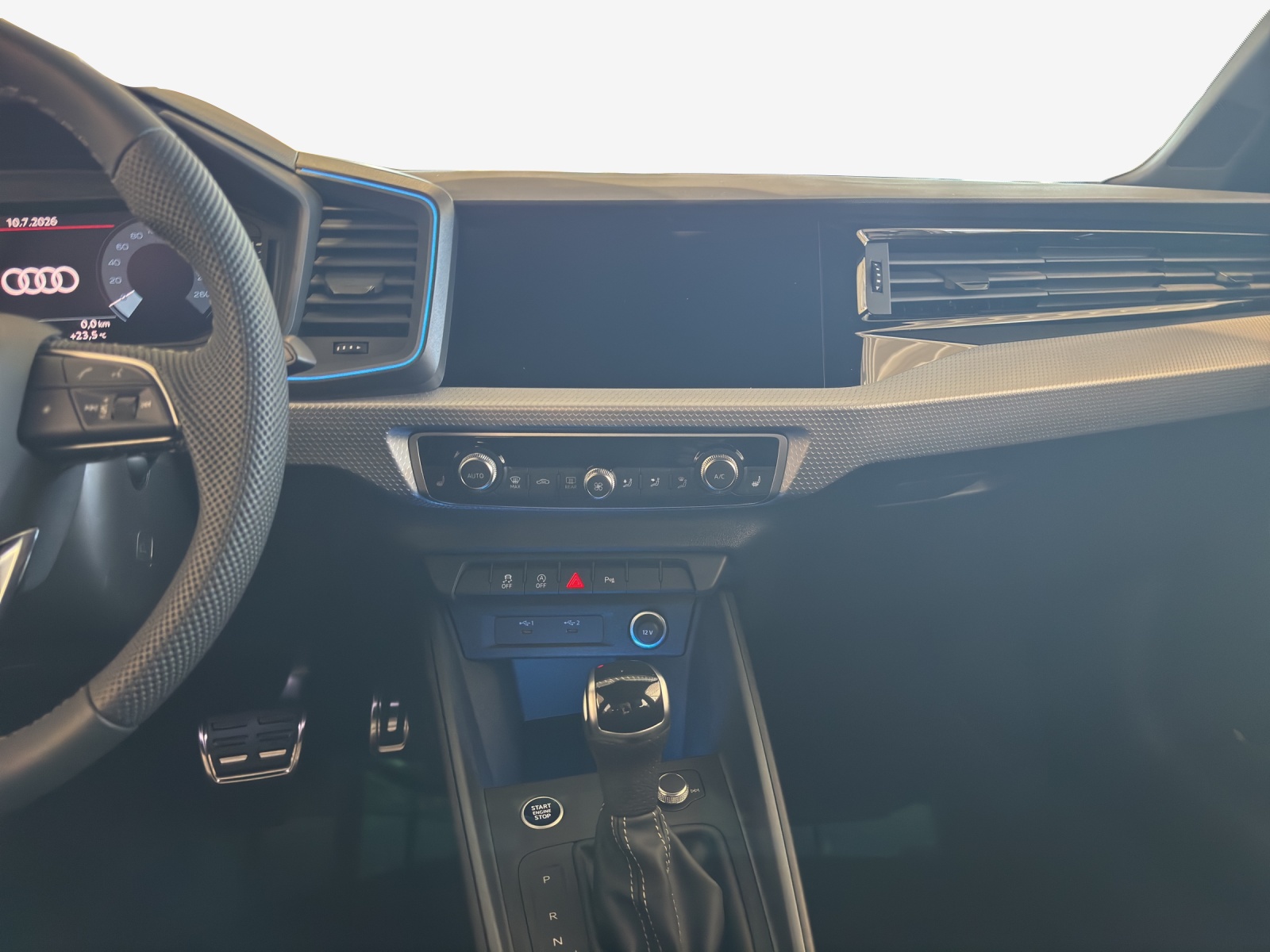 AUDI A1 Sportback 30 TFSI S Line Attraction S-tronic-image-10