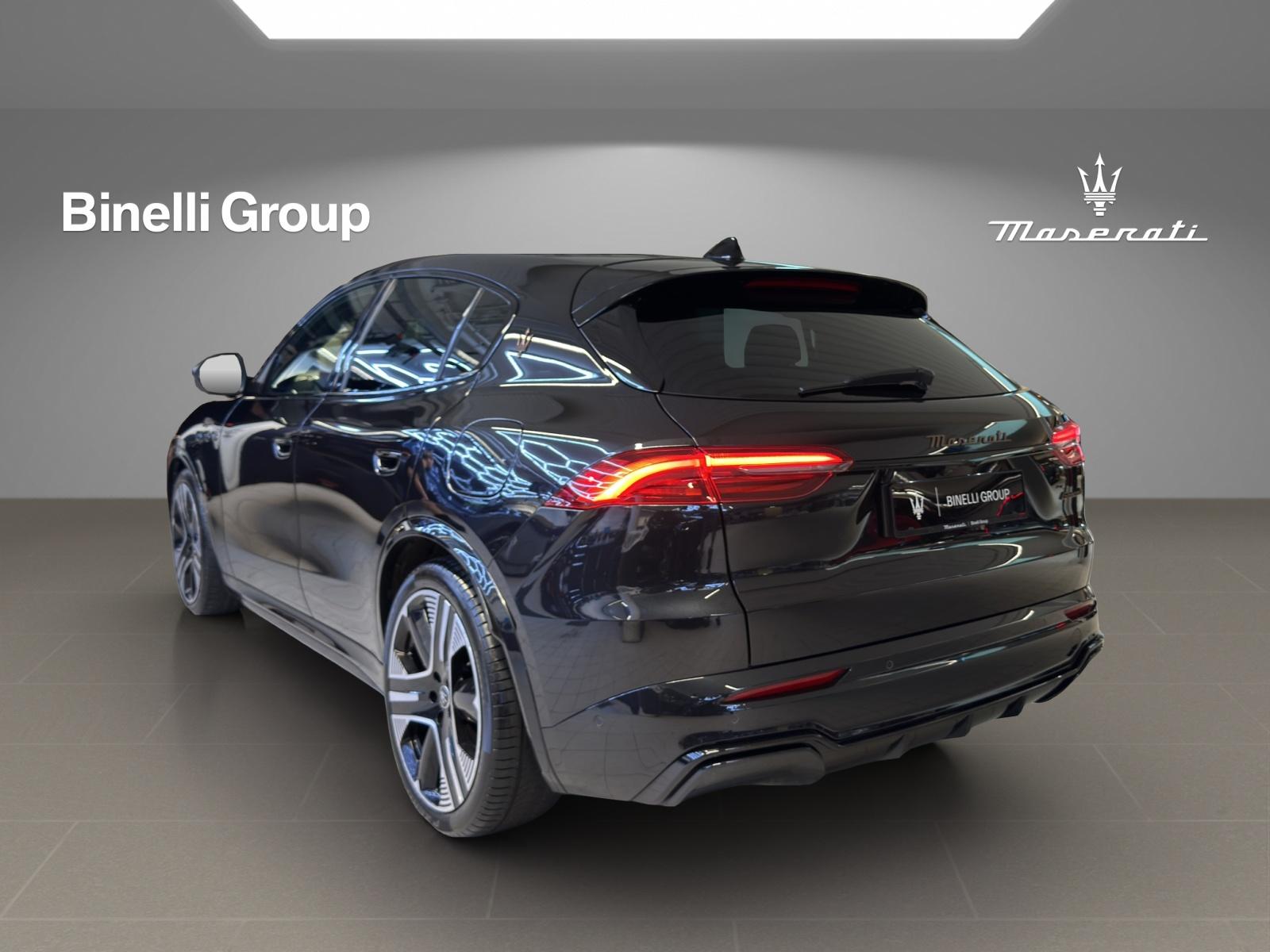 MASERATI Grecale Folgore-showroom-element-2