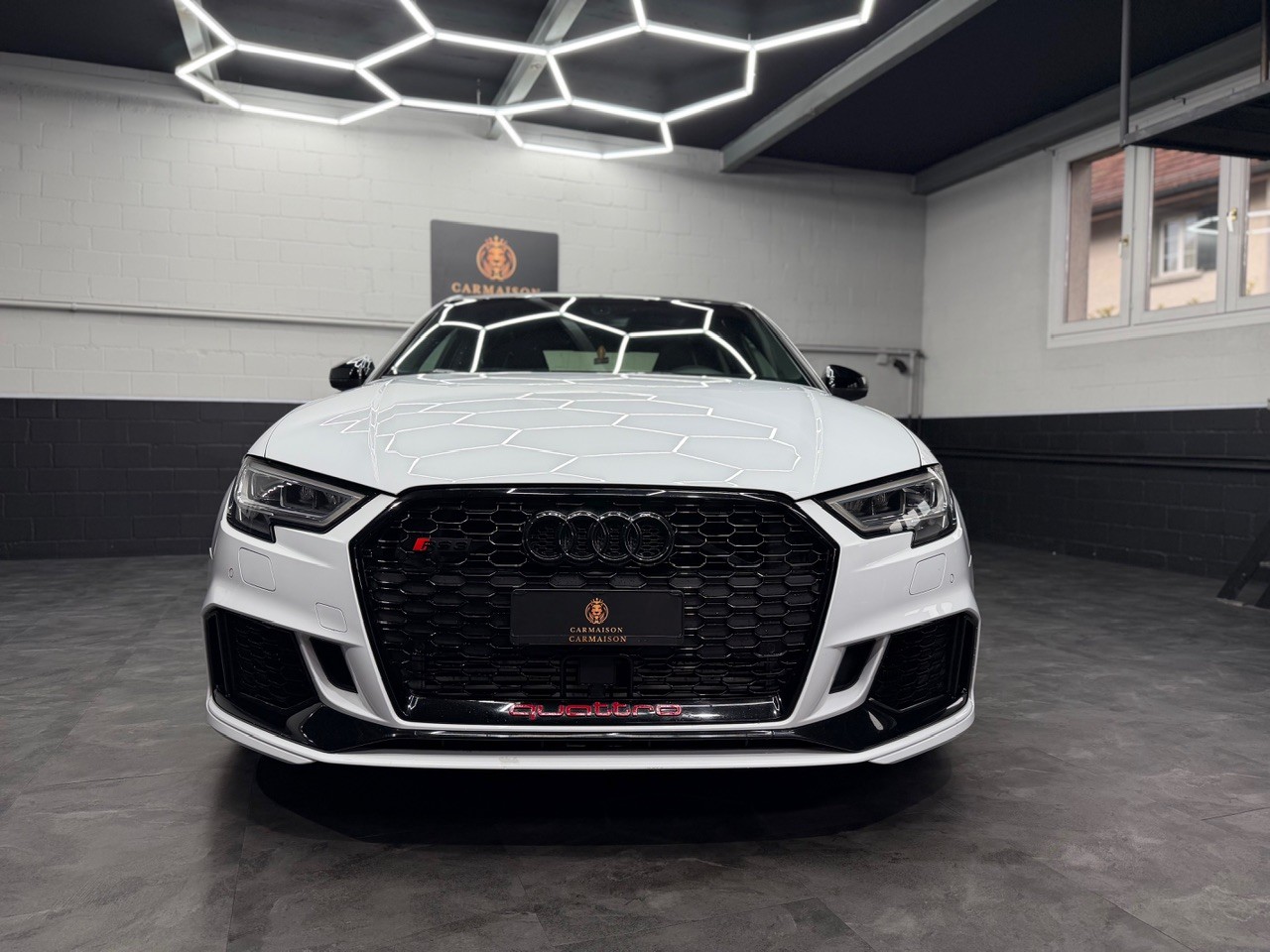 AUDI RS3 Limousine 2.5 TSI quattro | OHNE OPF | Aversus Wheels | Schiebedach | Bang&Olufsen | ACC-showroom-element-1