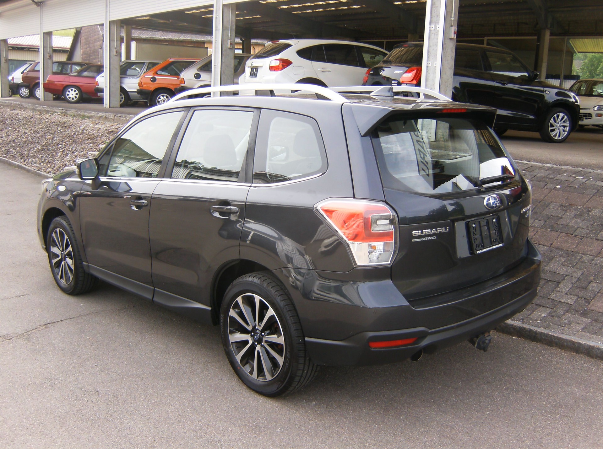 SUBARU Forester 2.0XT Sport Lineartronic-showroom-element-2