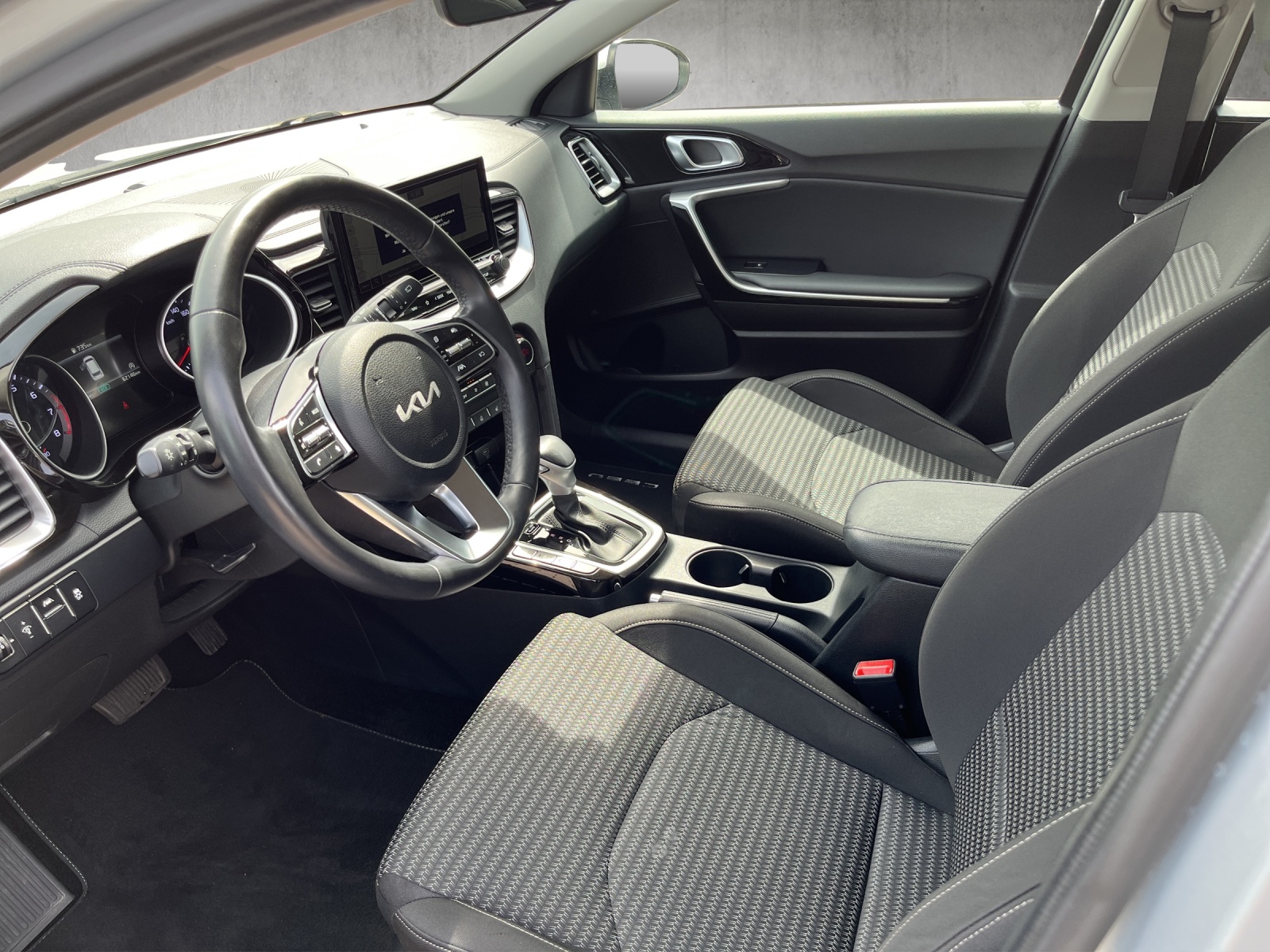 KIA Ceed SW 1.5 T-GDi MHEV Power-image-8