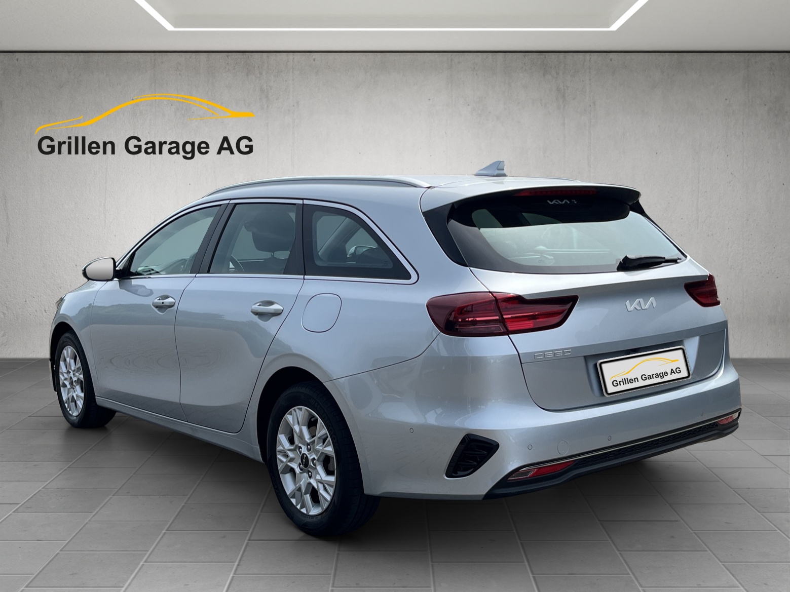 KIA Ceed SW 1.5 T-GDi MHEV Power-showroom-element-2