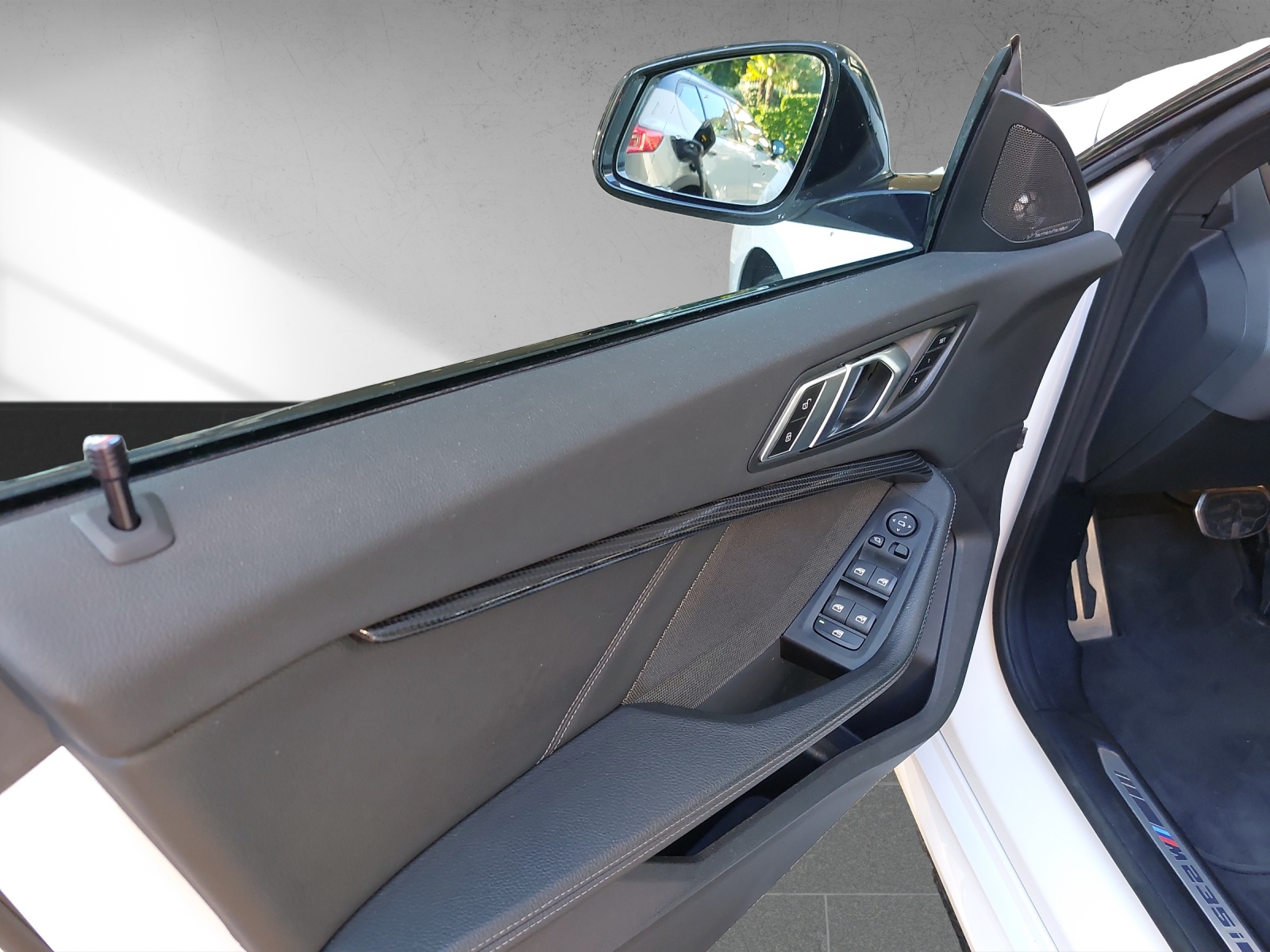 BMW M235i Gran Coupé xDrive Swiss Performance Steptronic-image-14