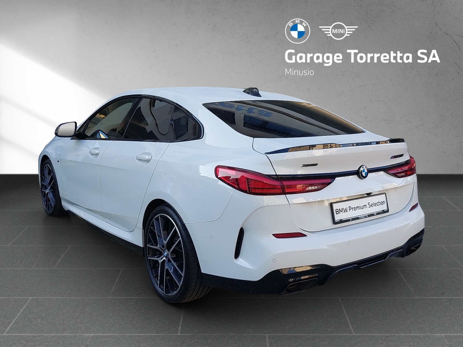 BMW M235i Gran Coupé xDrive Swiss Performance Steptronic-showroom-element-2