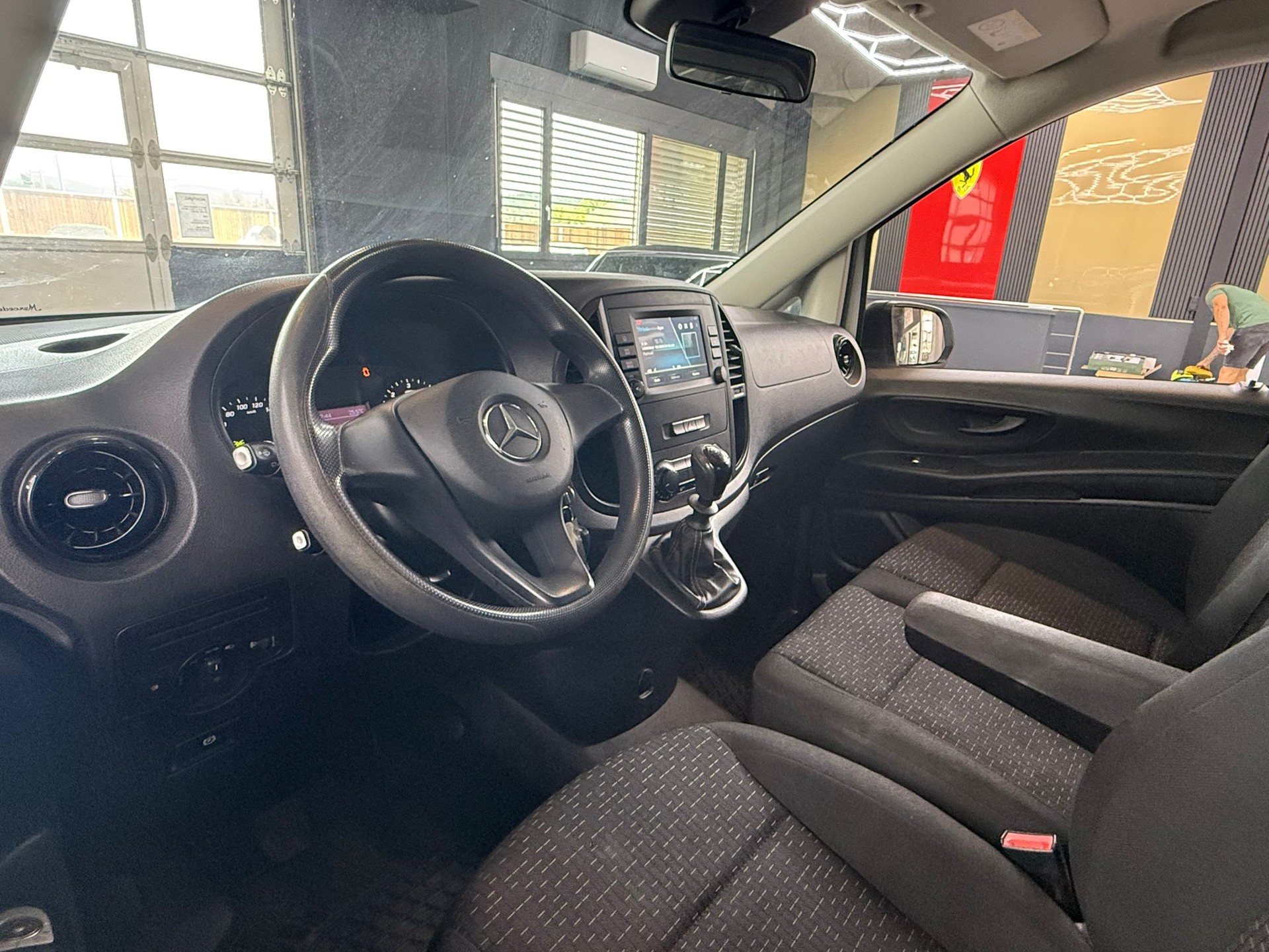 MERCEDES-BENZ Vito 110 CDI Lang FWD Pro-image-8