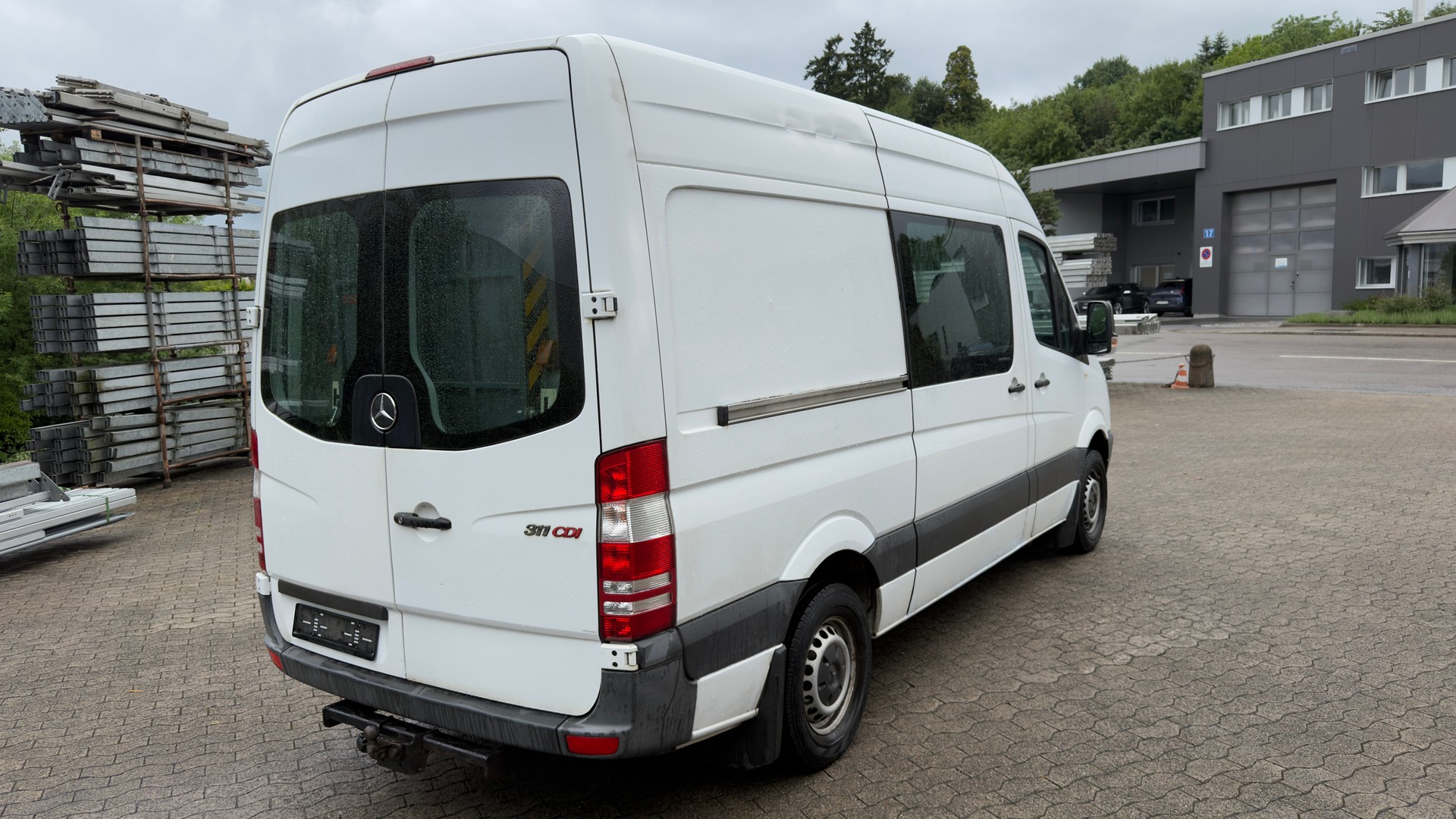 MERCEDES-BENZ Sprinter 311 CDI Standard-image-4