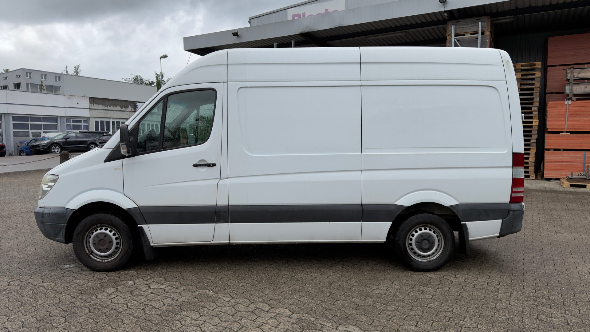 MERCEDES-BENZ Sprinter 311 CDI Standard-showroom-element-1