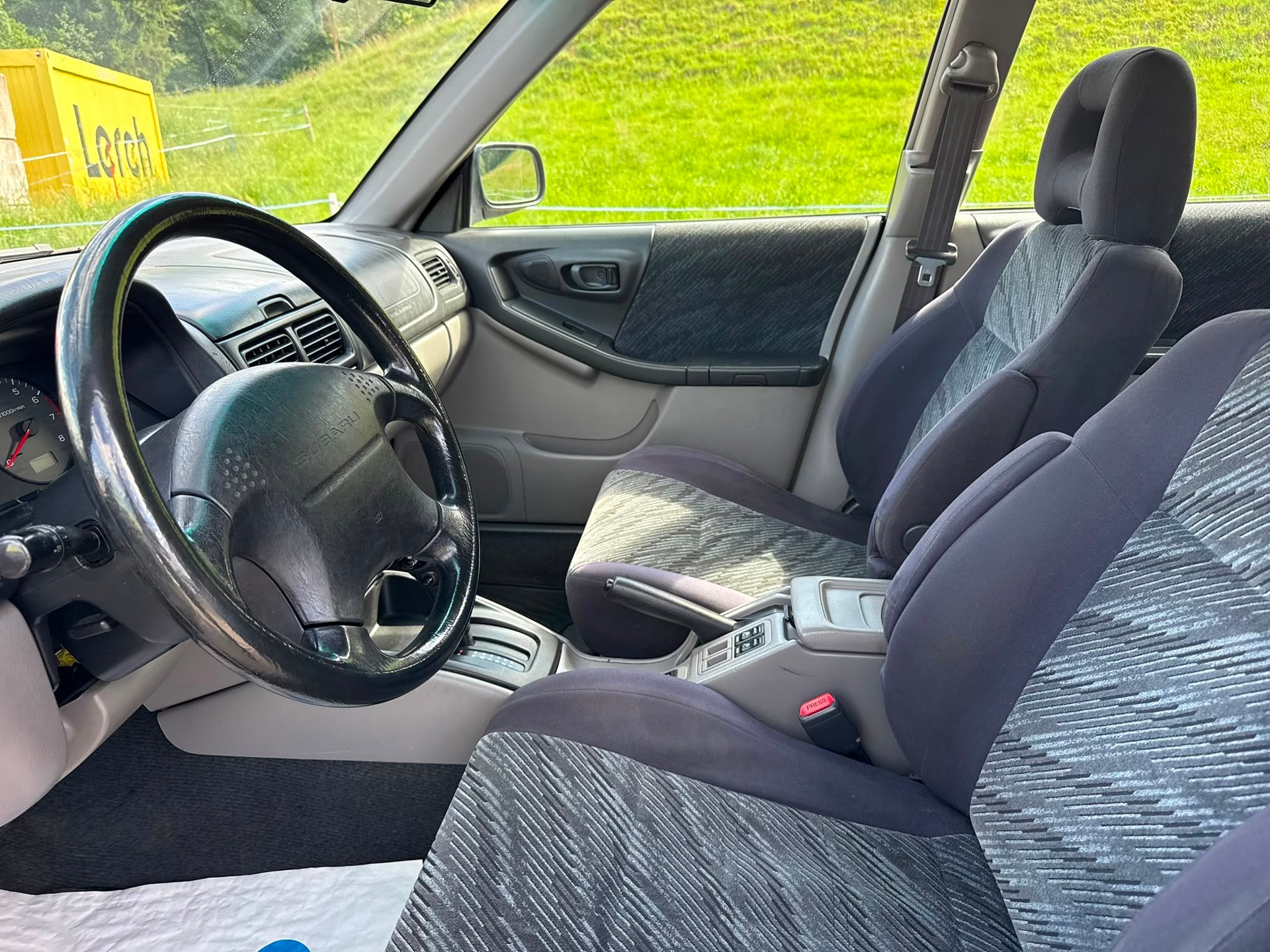 SUBARU Forester 2.0 A-image-8