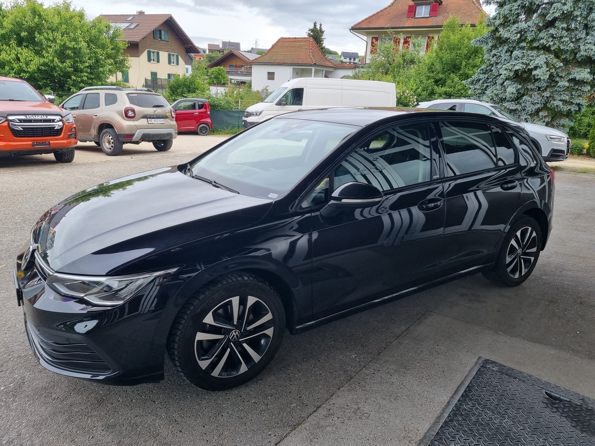 VW Golf 2.0 TDI United DSG-image-6