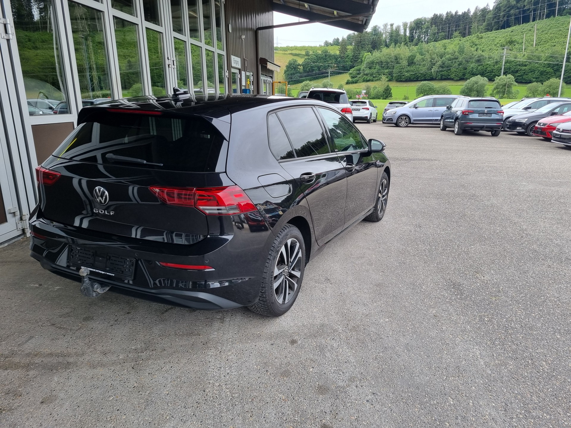 VW Golf 2.0 TDI United DSG-showroom-element-3
