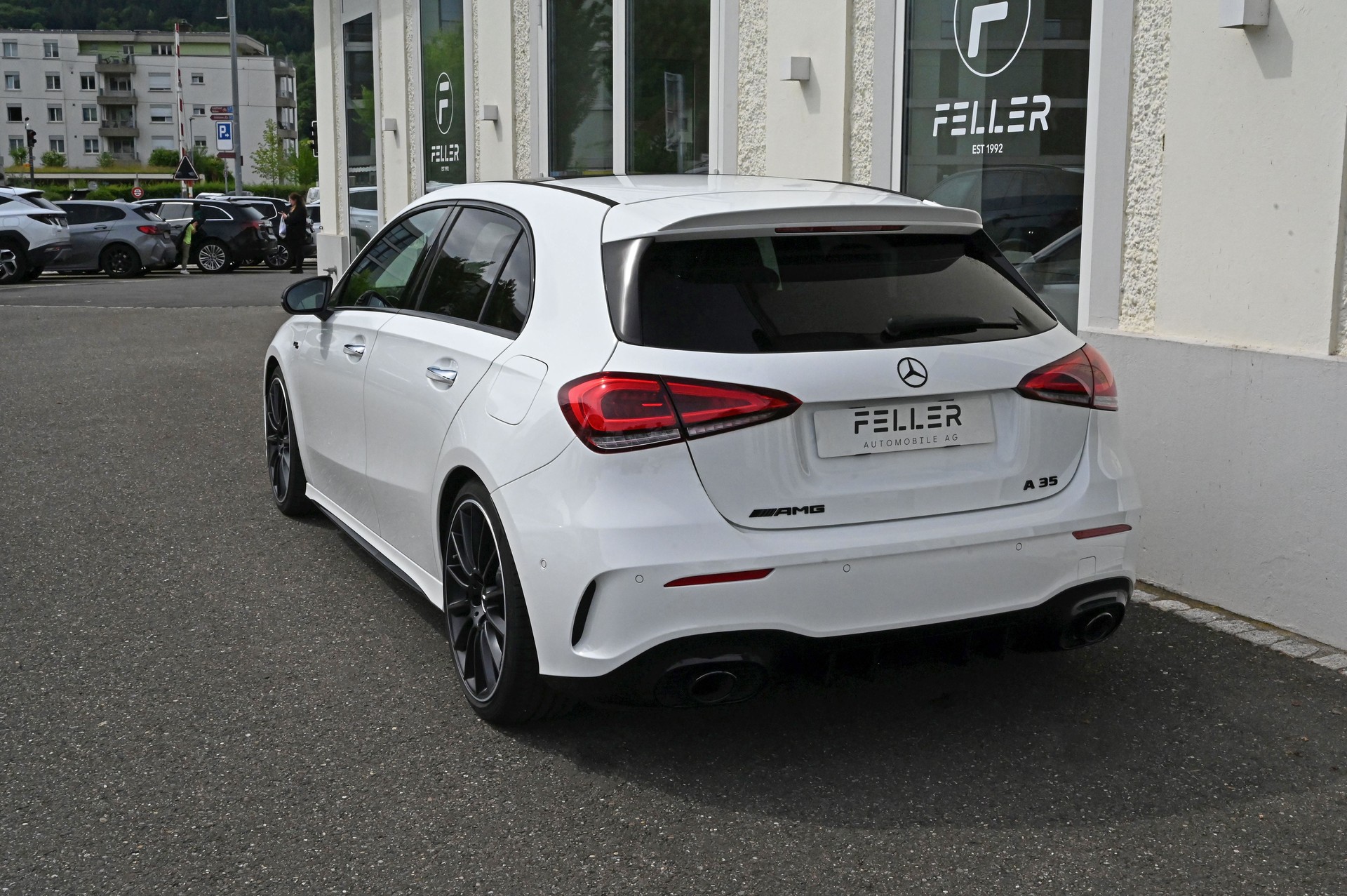 MERCEDES-BENZ A 35 AMG 4Matic Speedshift-image-9