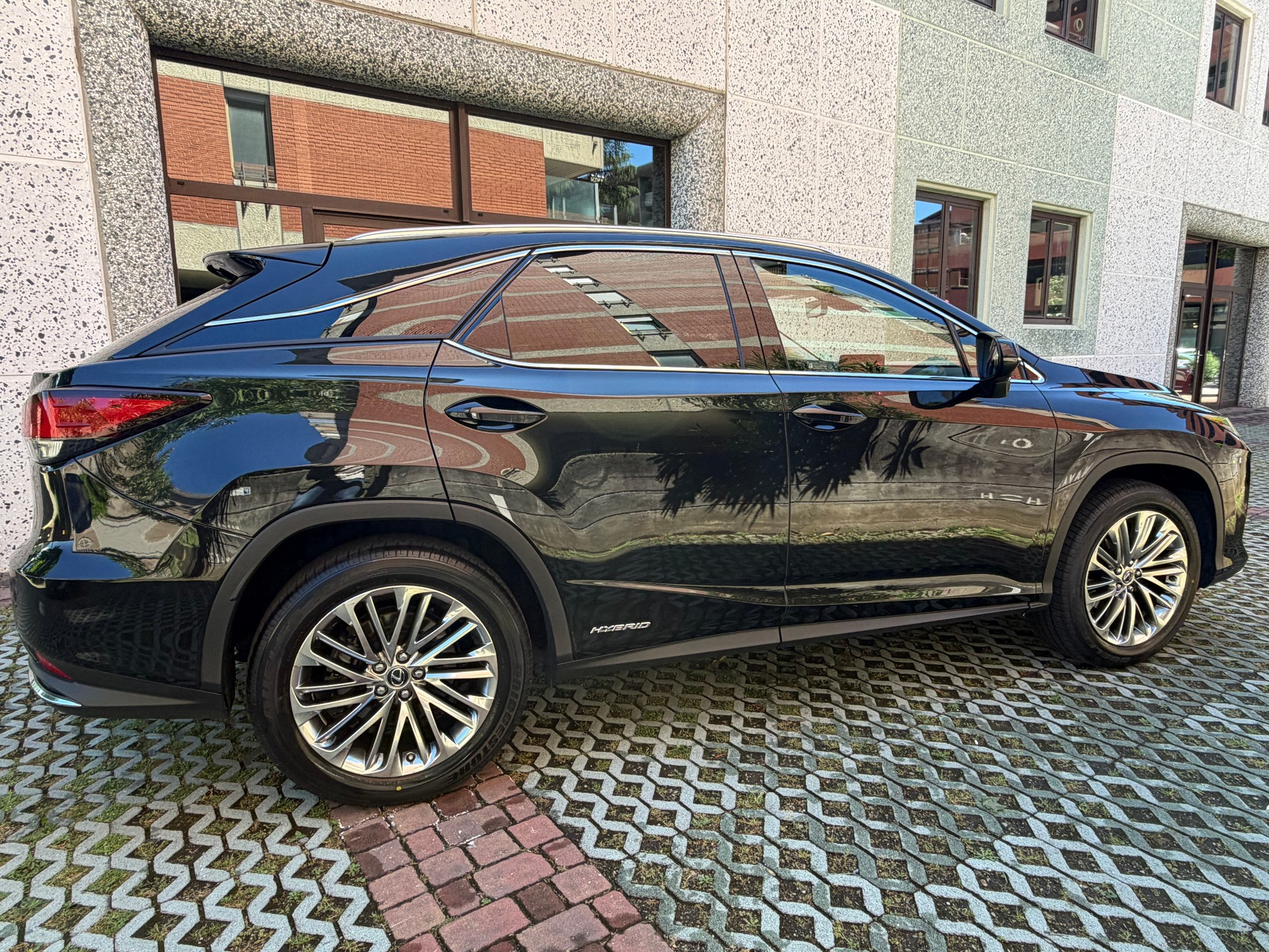 LEXUS RX 450h excellence AWD CVT-image-4