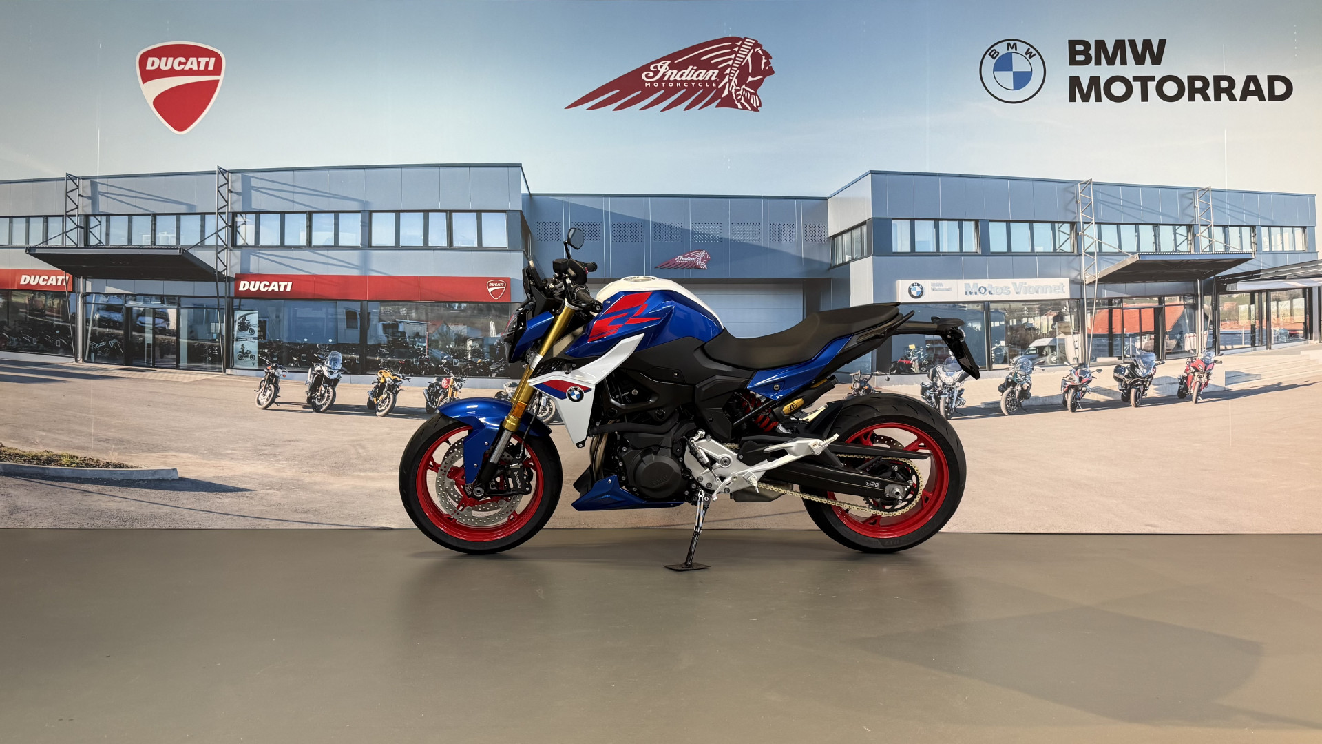 BMW F 900 R A2 Sport 35KW / Leasing à partir de 2.9%-showroom-element-3