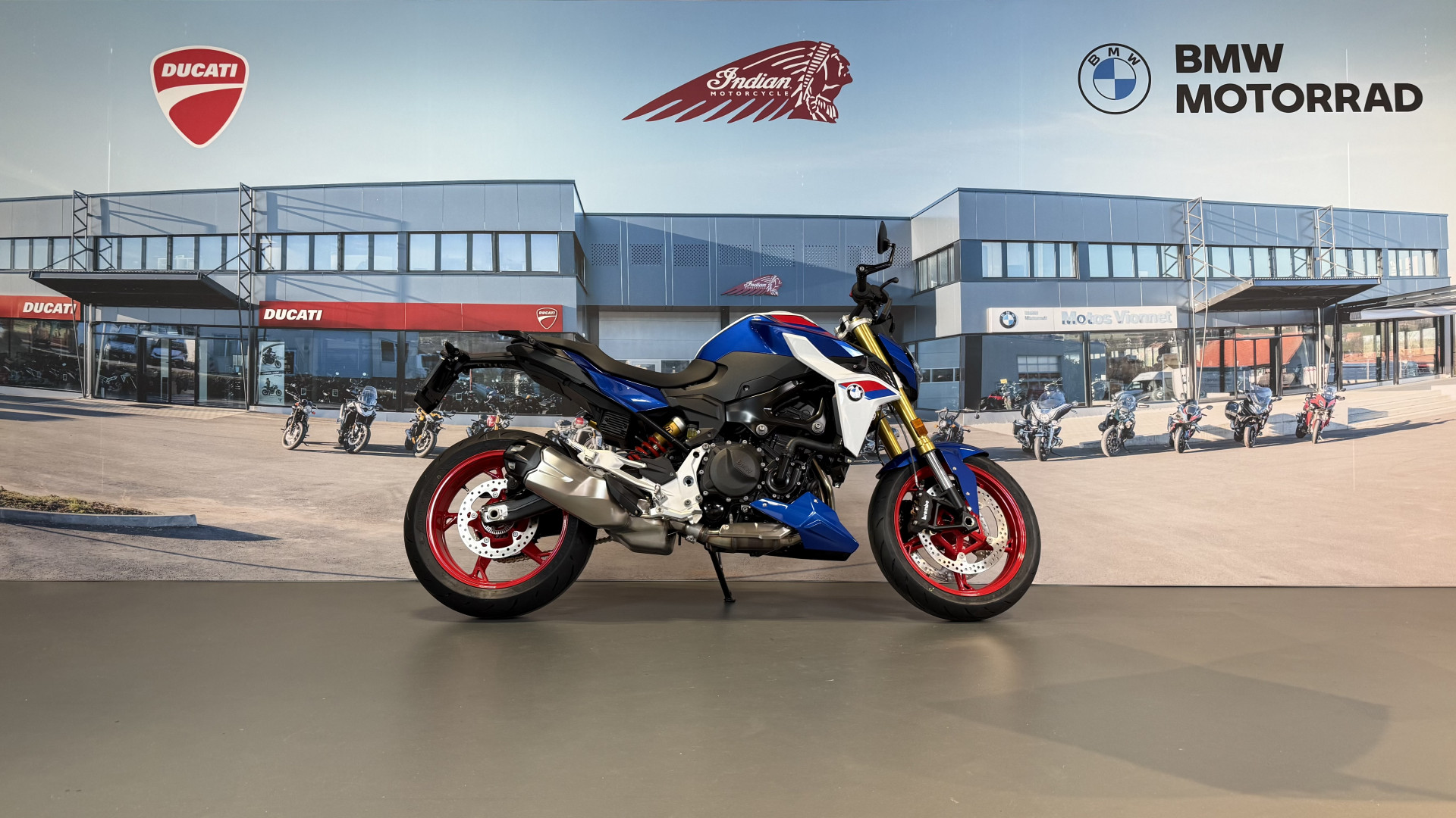 BMW F 900 R A2 Sport 35KW / Leasing à partir de 2.9%-image-4