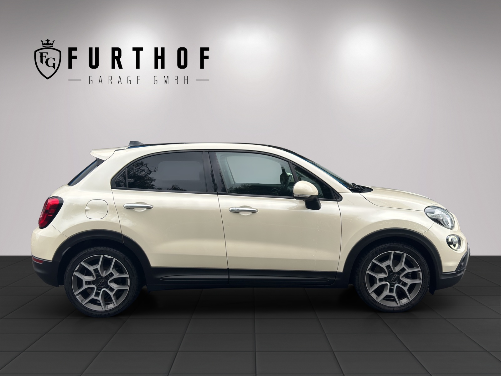 FIAT 500X 1.3 TB GSE Cross-showroom-element-3