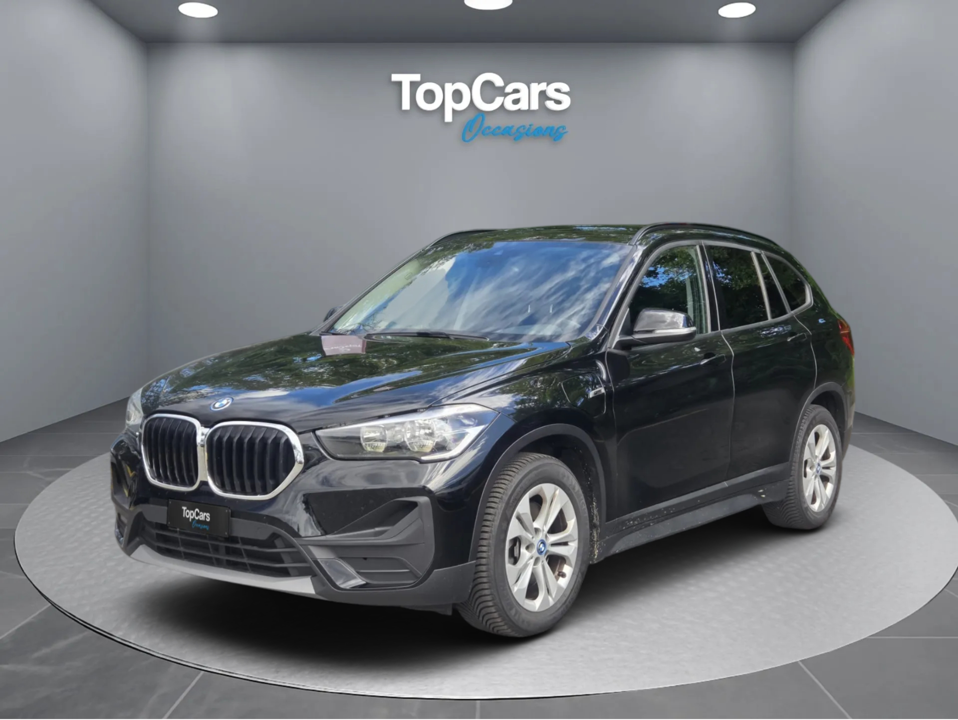 BMW BMW X1 xDrive 25e Advantage Steptronic 5d-image-3