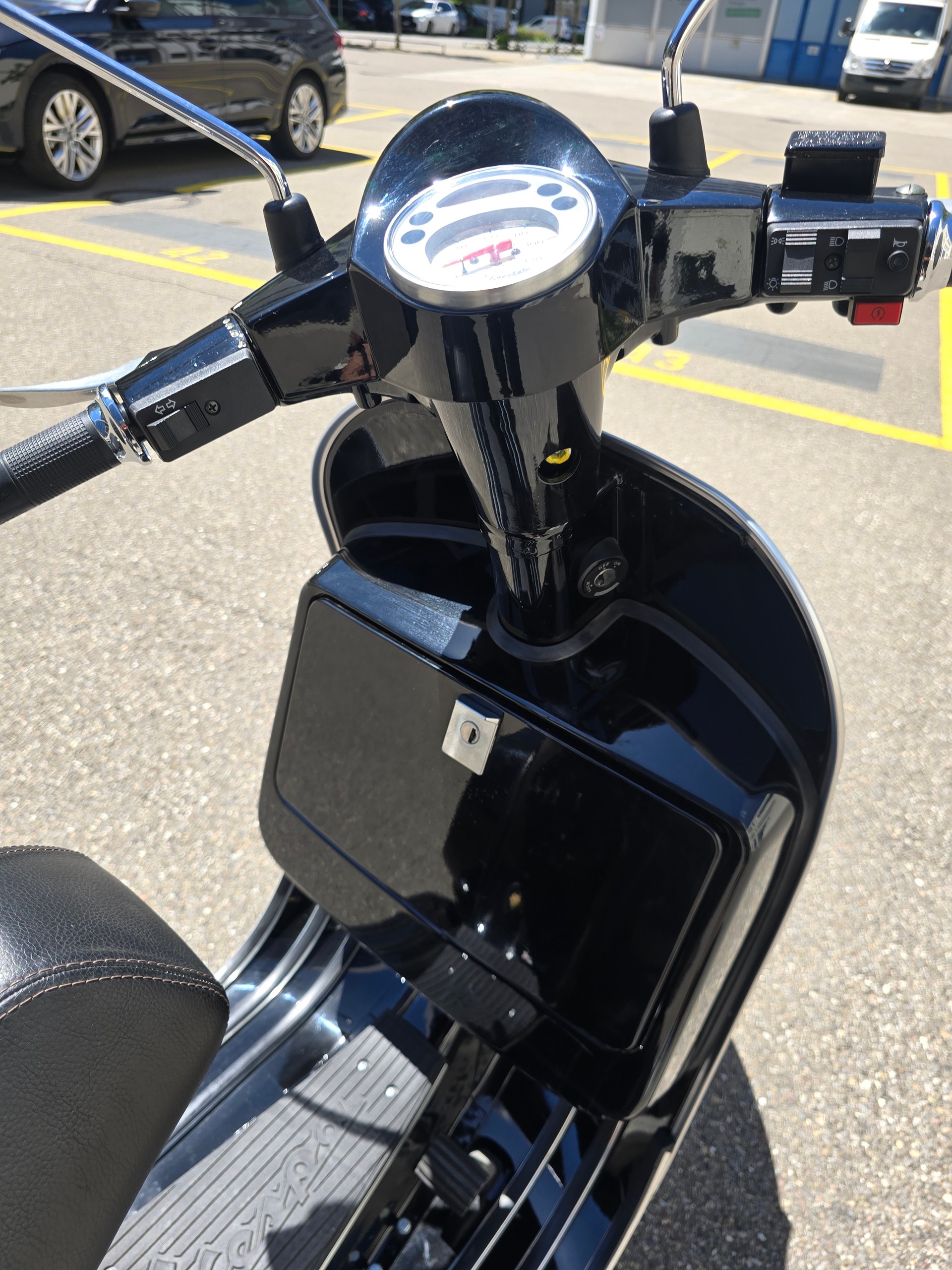 PIAGGIO Vespa PX 125-image-6