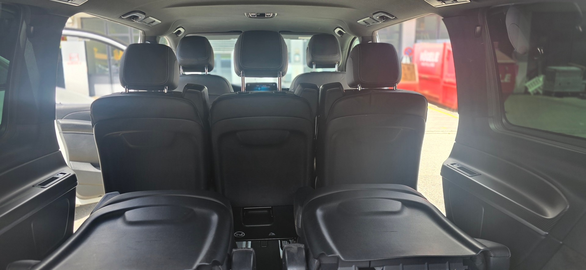 MERCEDES-BENZ V 250 d kompakt Avantgarde 4Matic 9G-Tronic-image-7